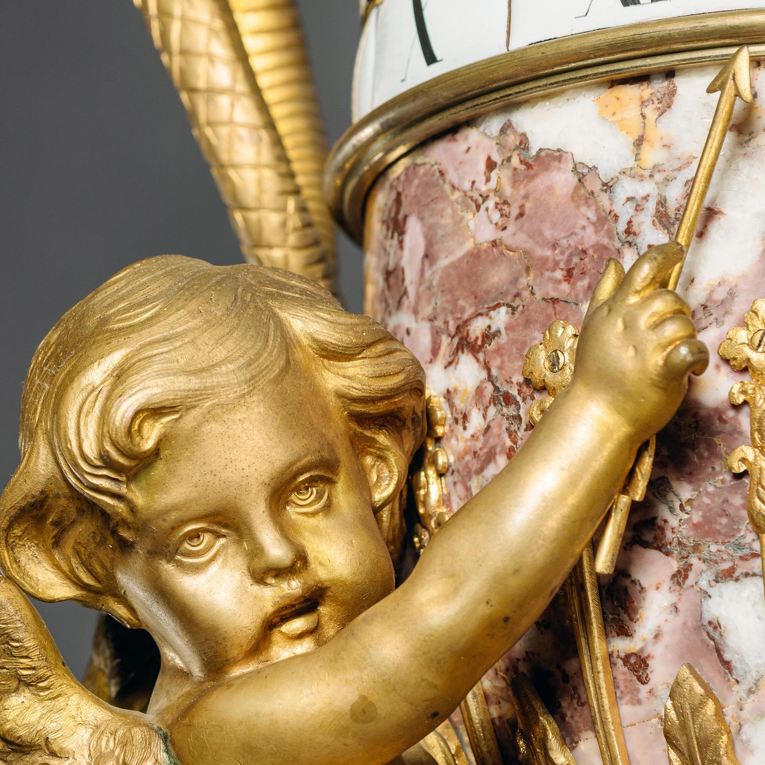 Ringförmige Uhr mit Zifferblatt im Stil Ludwigs XVI. nach Art von Lepaute:: französisch:: um 1890 (Vergoldet) im Angebot