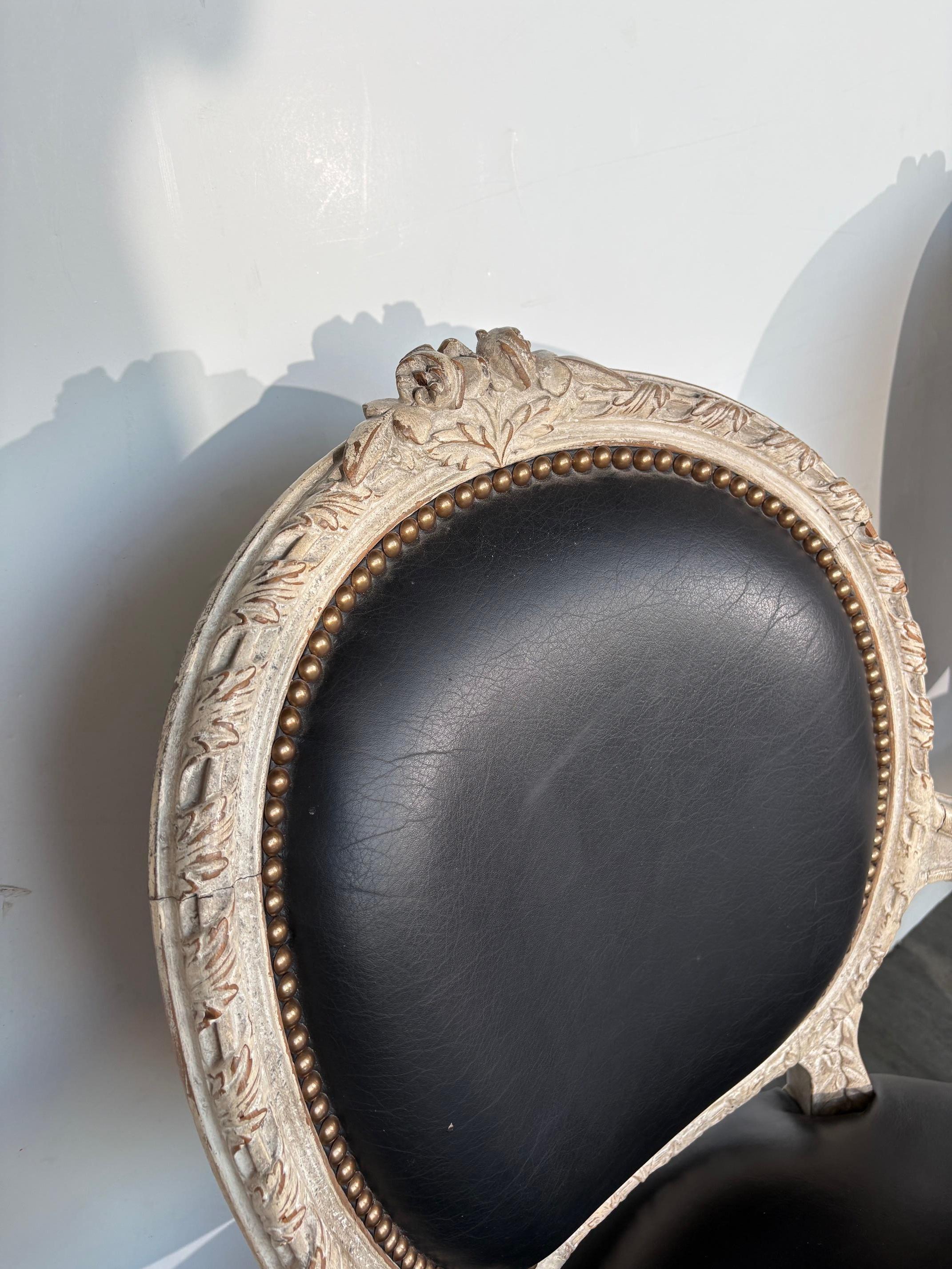 Louis XVI-Stil Armstühle Satz von 2 (Französisch) im Angebot