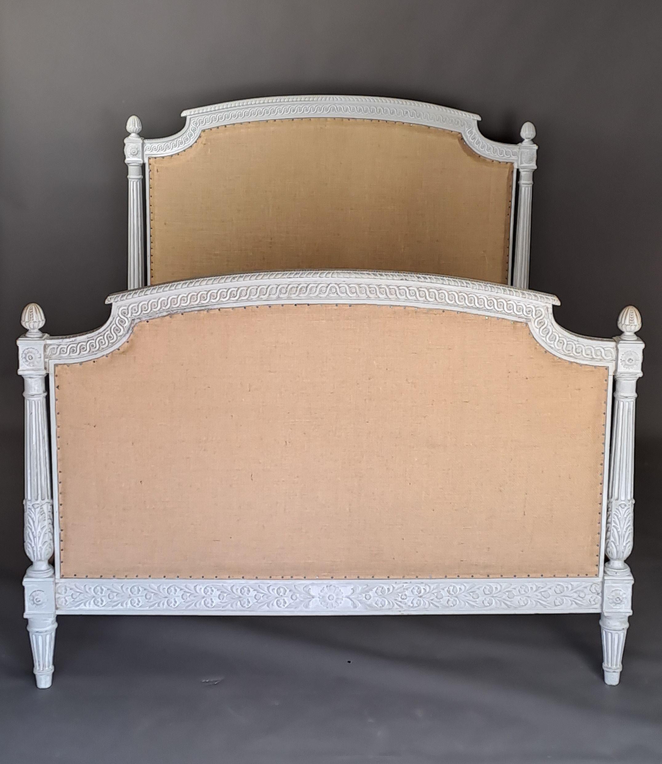Louis XVI Style Bed In Lacquered And Carved Wood 3