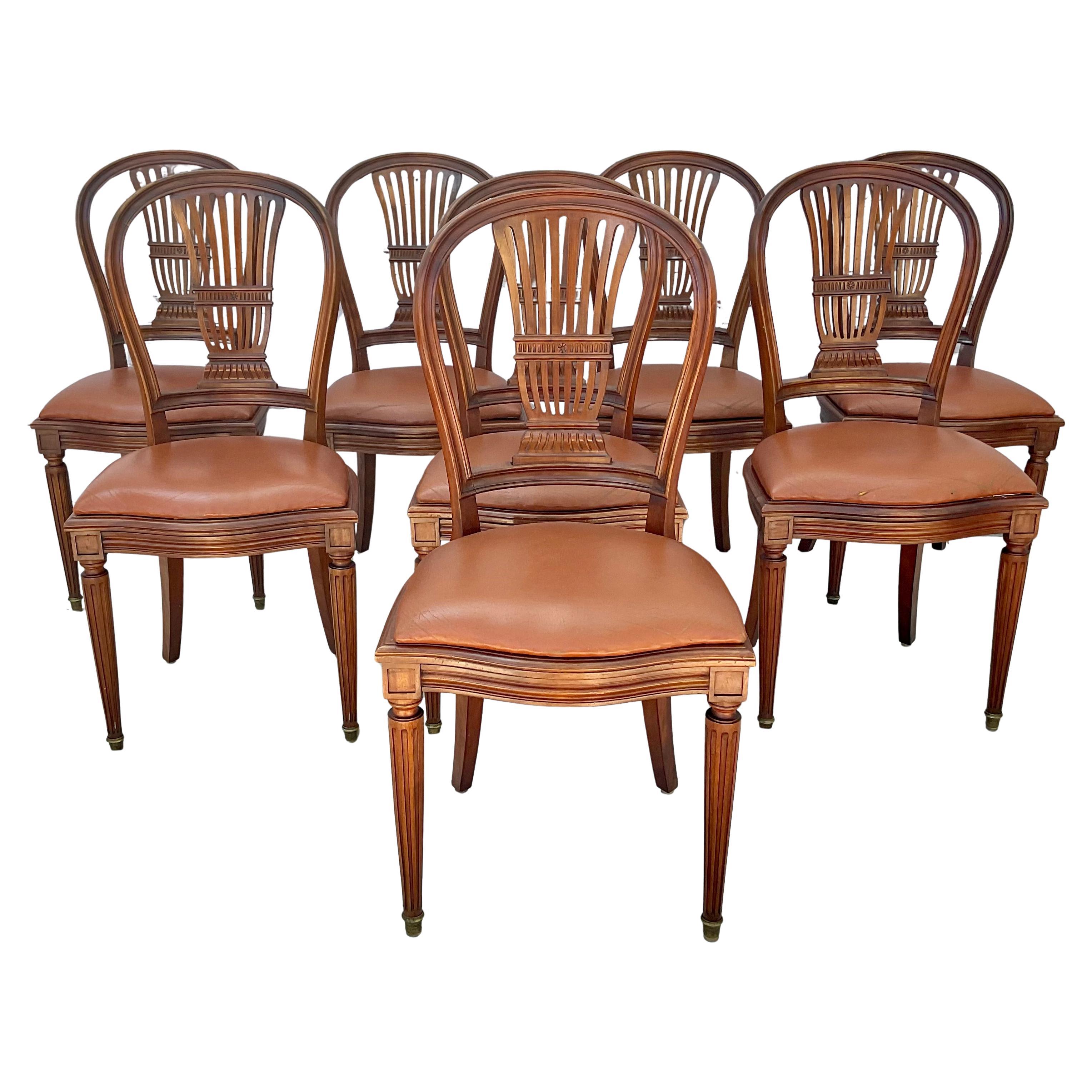 Set di otto sedie da pranzo in legno di faggio in stile Luigi XVI in vendita 2