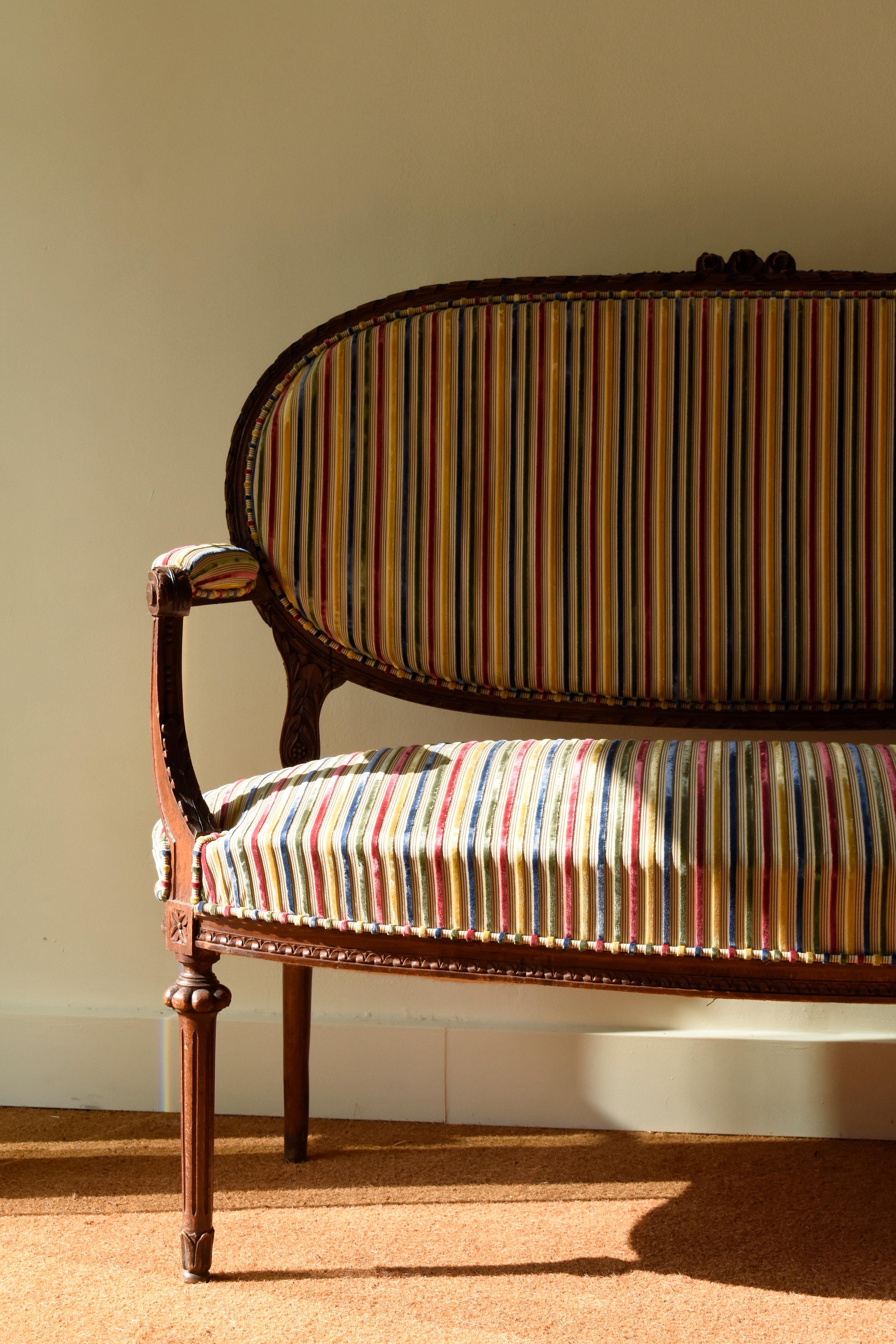 Spanish Louis XVI Style bench For Sale