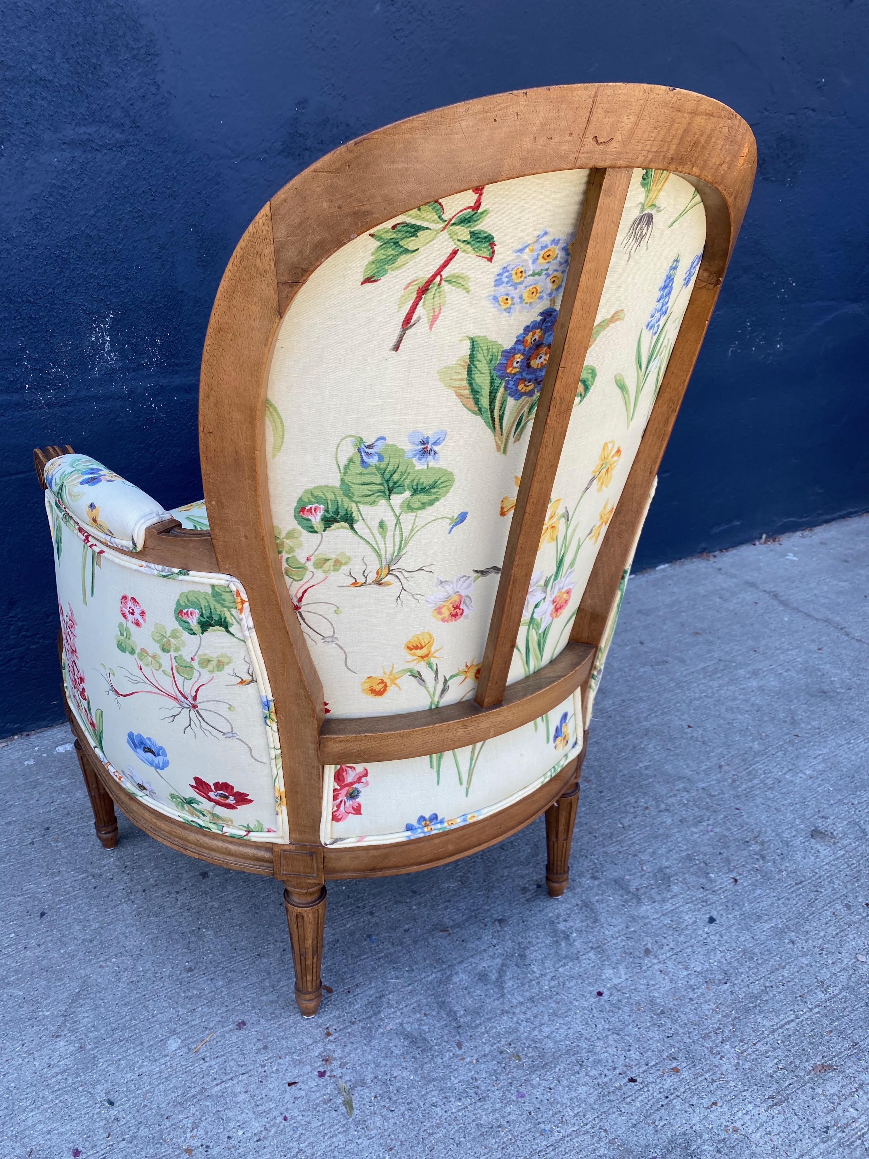 Louis XVI-Style Bergere In Good Condition In Pasadena, CA