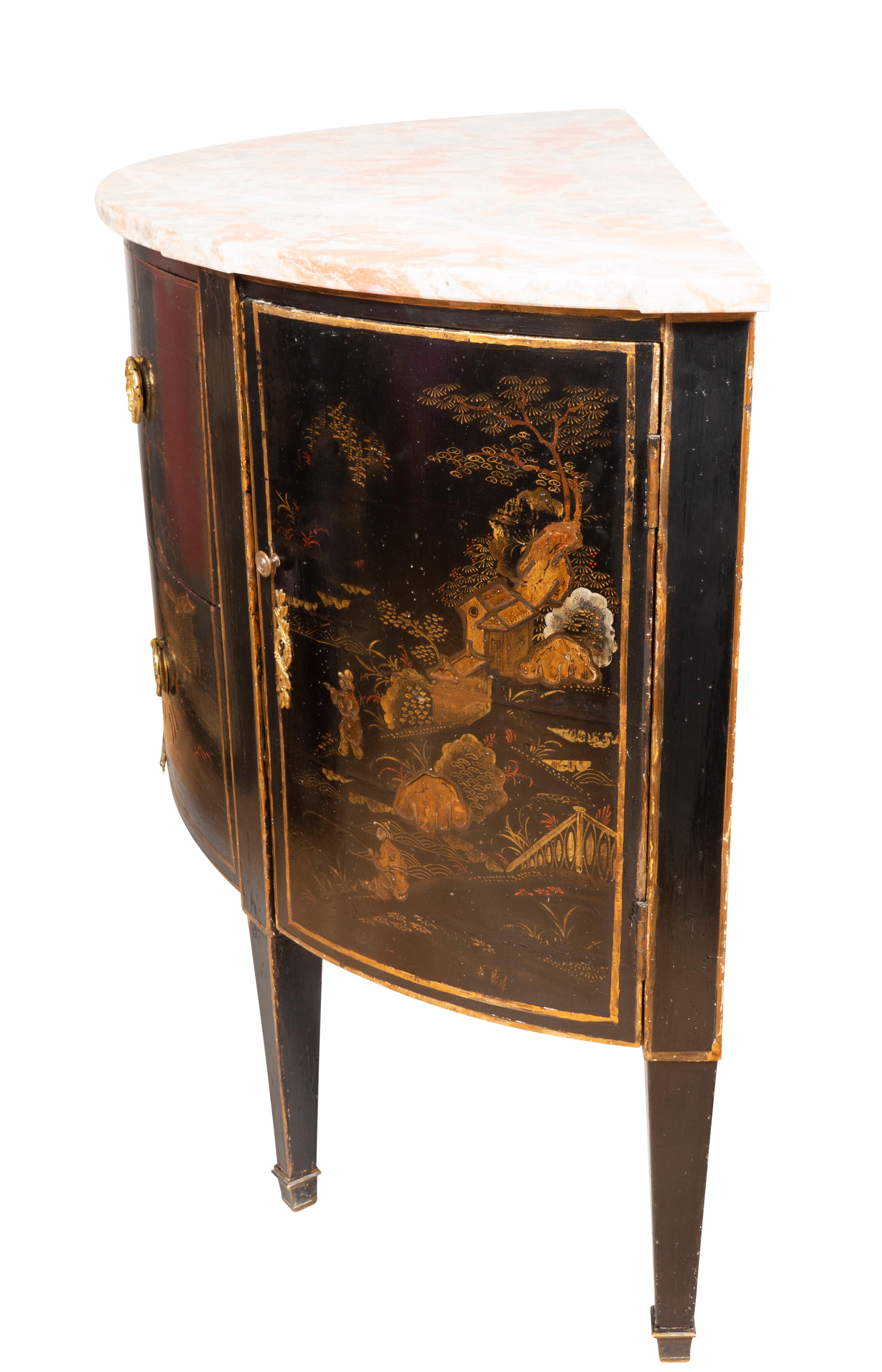 Bronze Commode demi-lune de style Louis XVI en noir et or avec chinoiserie japonaise en vente