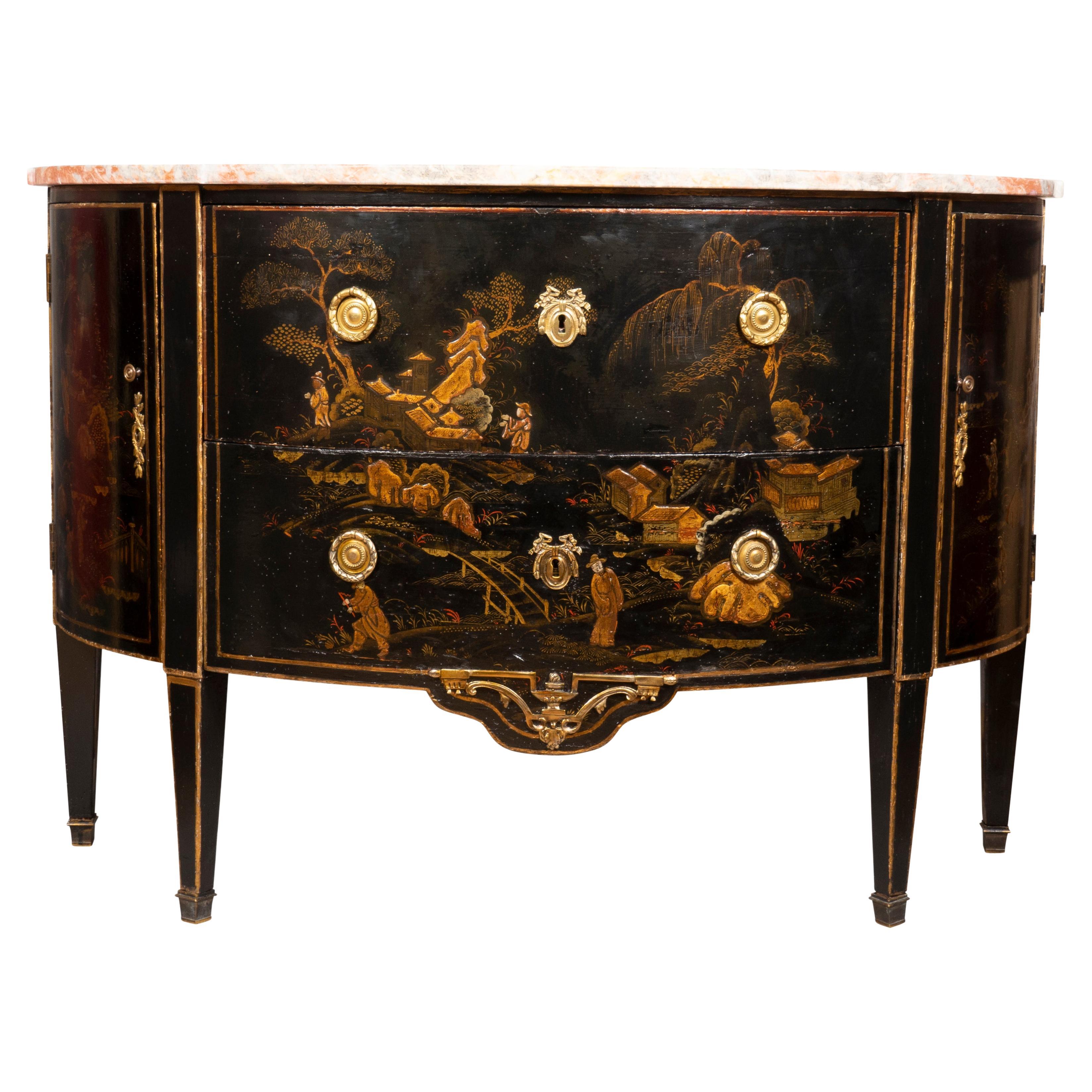 Commode demi-lune de style Louis XVI en noir et or avec chinoiserie japonaise en vente