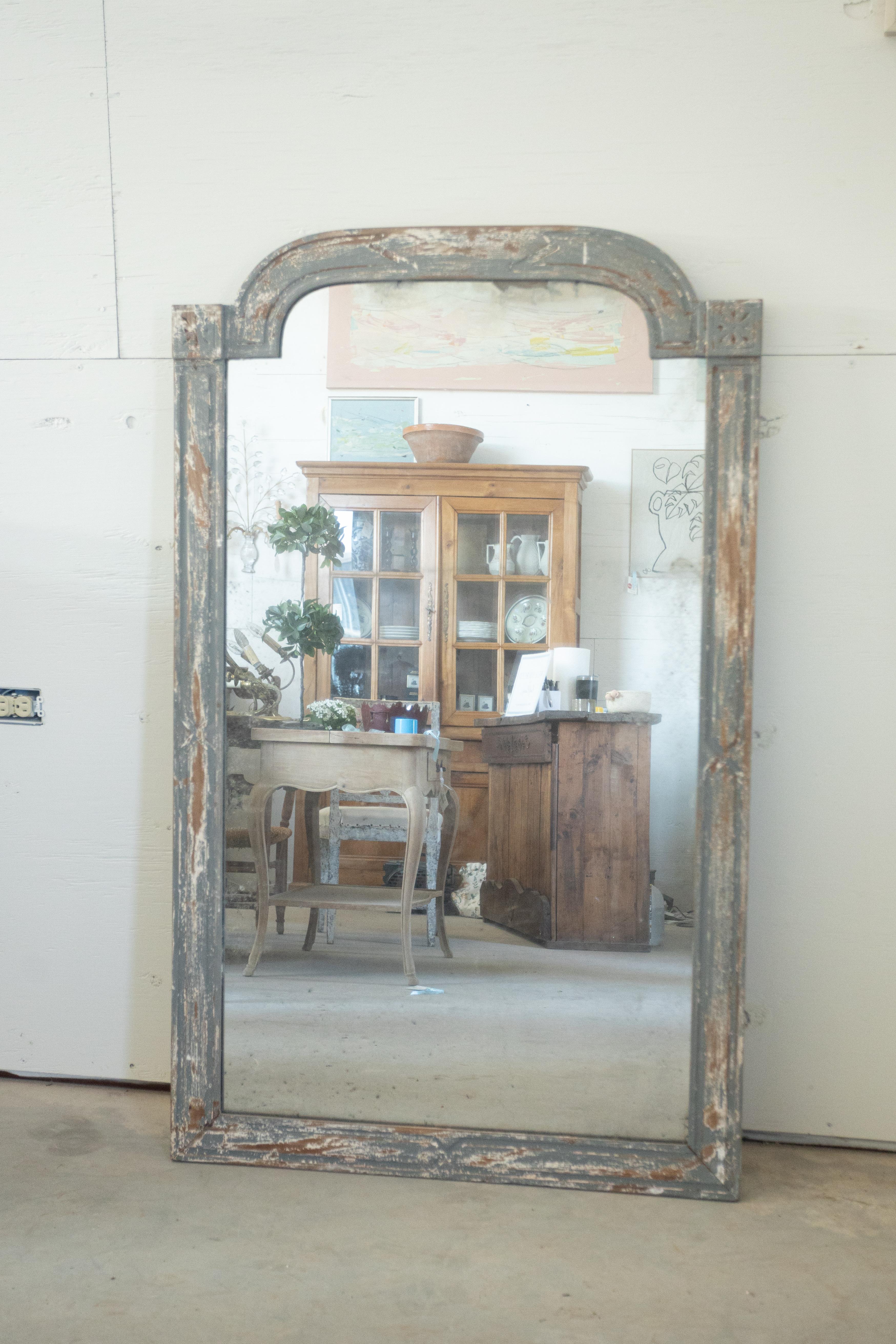 Hand-Carved Louis XVI Style Blue Grey Carved Mirror For Sale