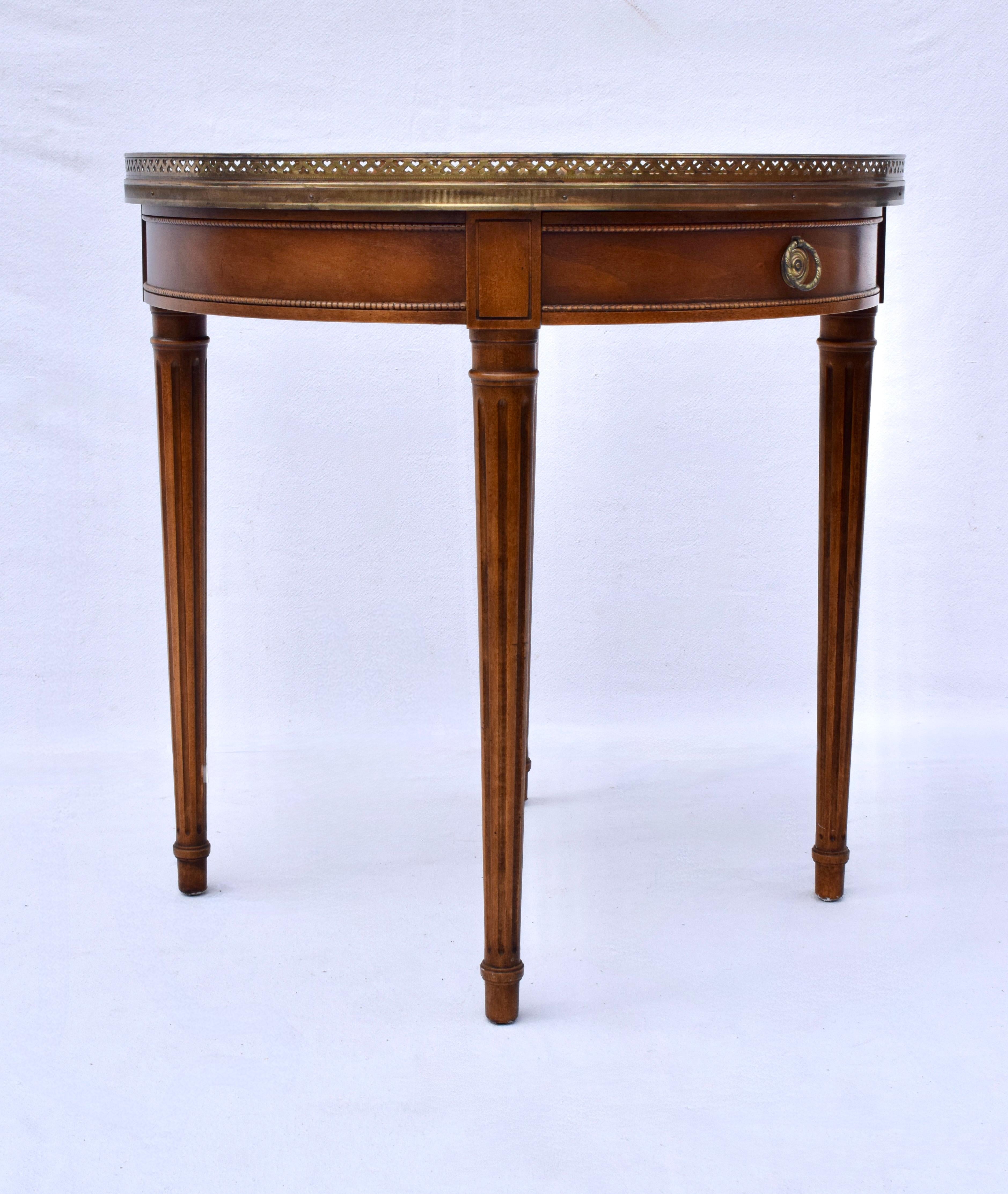 Louis XIV Table d'appoint de style Louis XVI Bouillot Gureridon Meubles Baker en vente