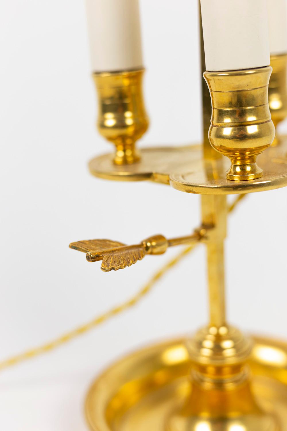 Bouillotte-Lampe im Louis-XVI-Stil aus vergoldeter Bronze, um 1880 (Europäisch) im Angebot