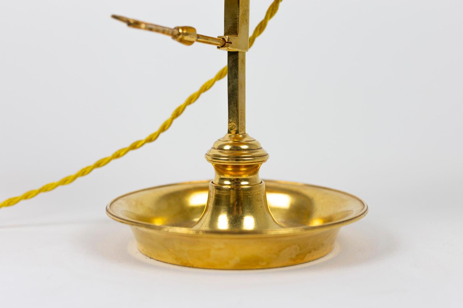 Bouillotte-Lampe im Louis-XVI-Stil aus vergoldeter Bronze, um 1880 (Spätes 19. Jahrhundert) im Angebot
