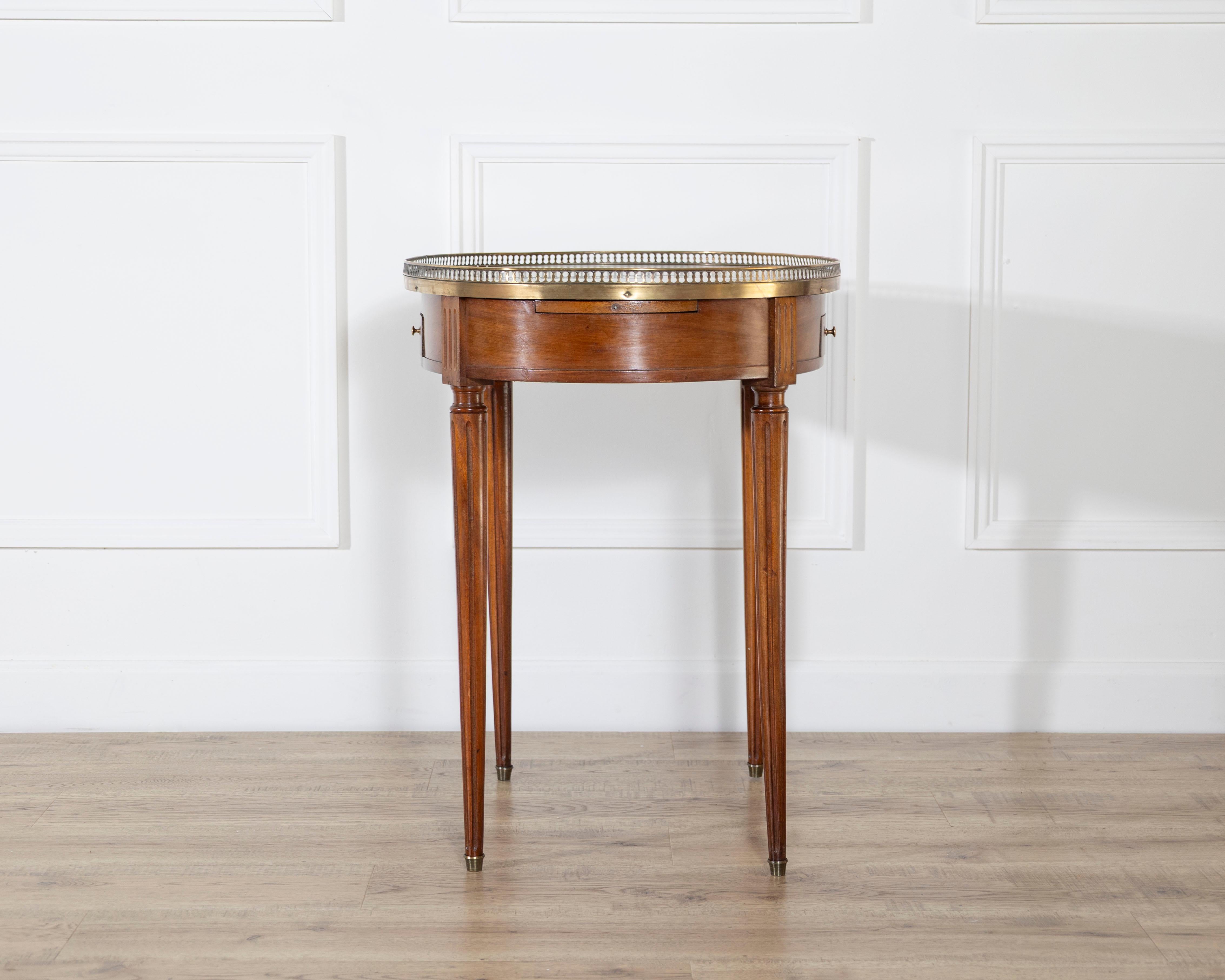 Louis XVI–Style Bouillotte Table with Marble Top and Brass Gallery For Sale 5