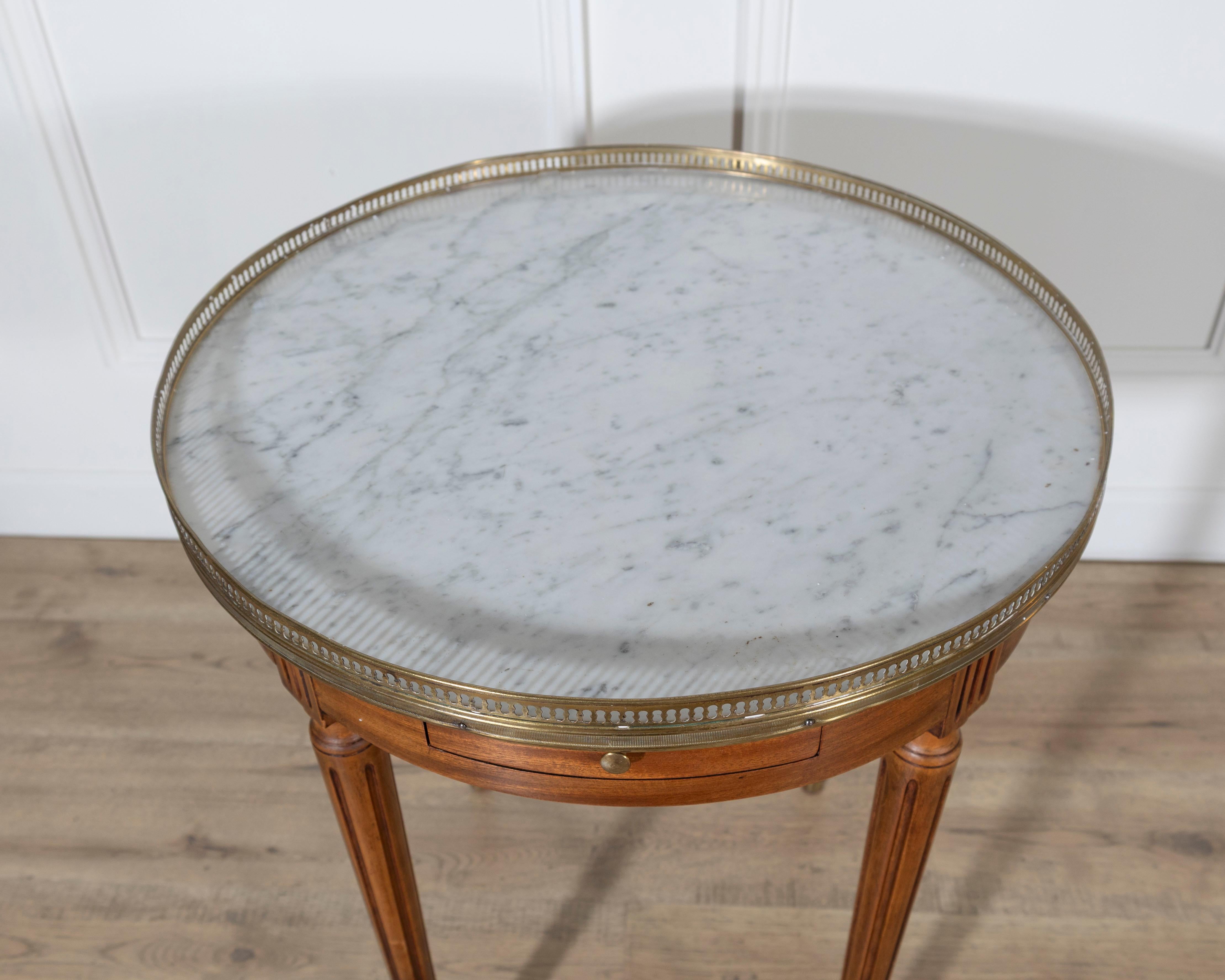 Louis XVI–Style Bouillotte Table with Marble Top and Brass Gallery For Sale 6