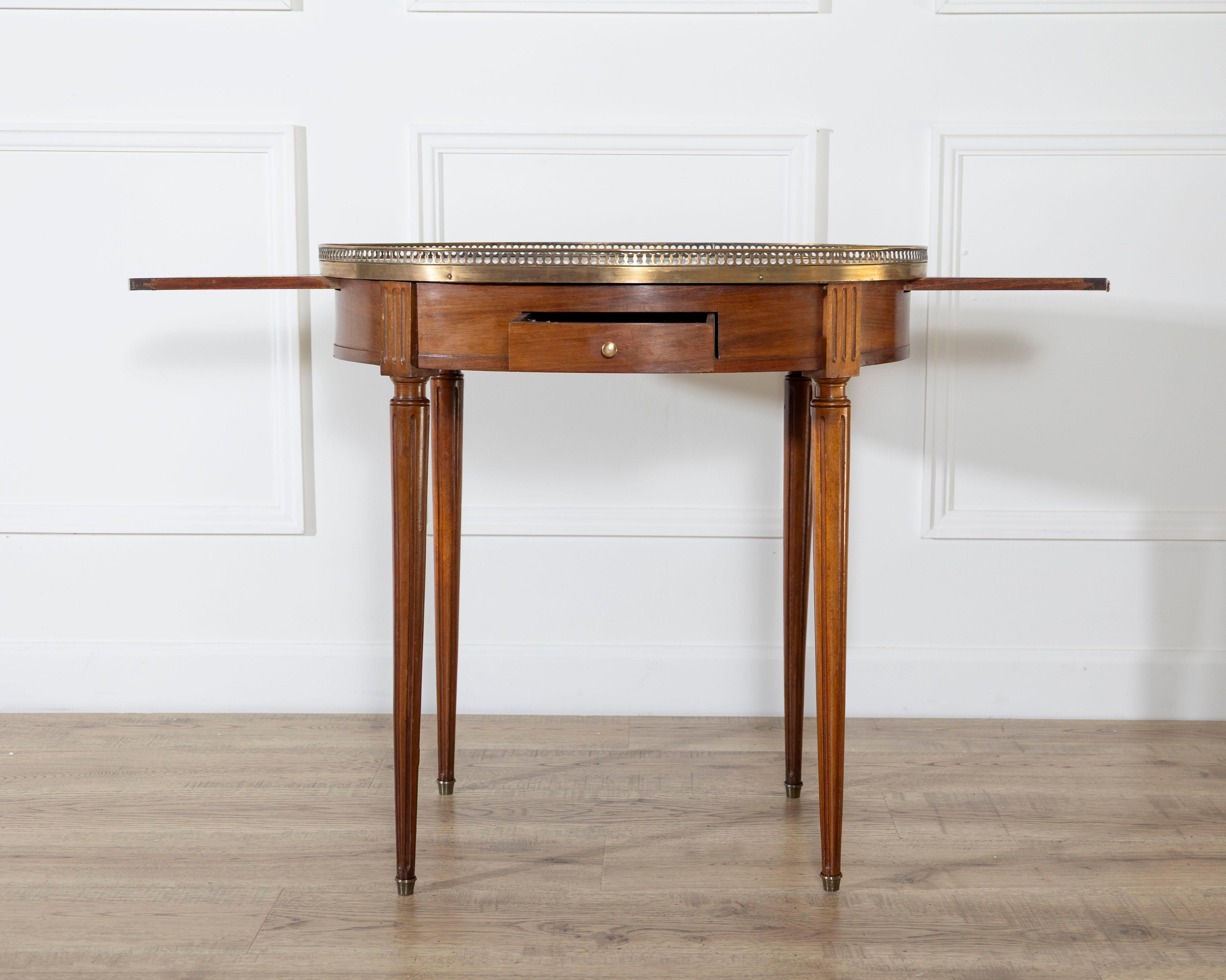 Louis XVI–Style Bouillotte Table with Marble Top and Brass Gallery For Sale 4