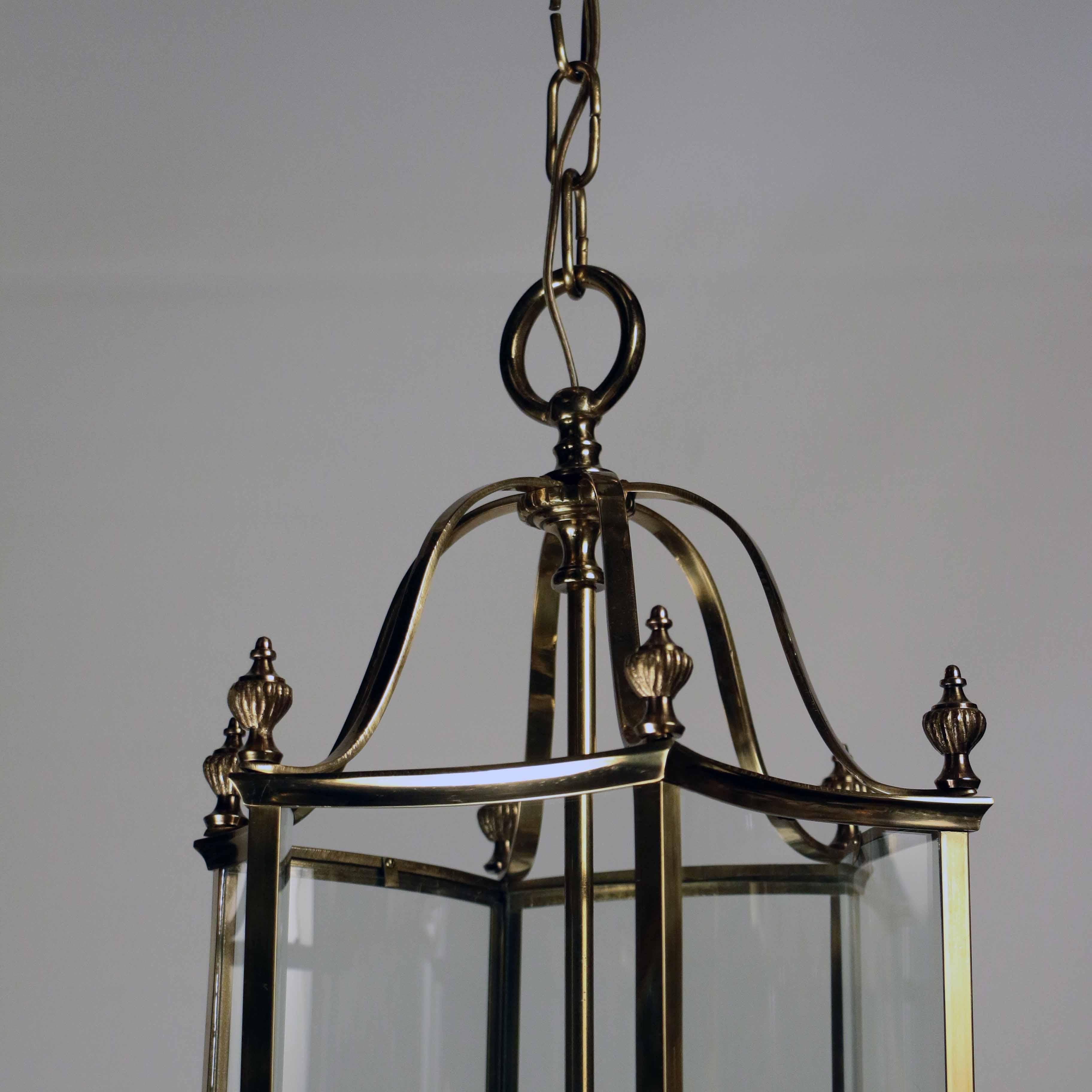 Louis XVI style Brass and Bent Glass Lantern In Good Condition For Sale In Montreal, QC