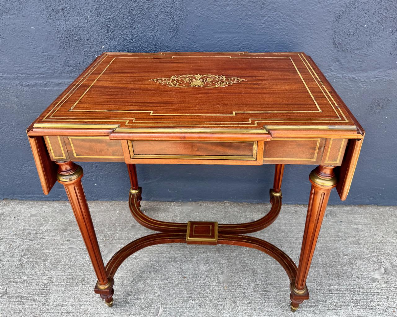 Louis XVI-Style Brass Inlaid Writing Table For Sale 1