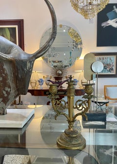 Chandelier en bronze de style Louis XVI