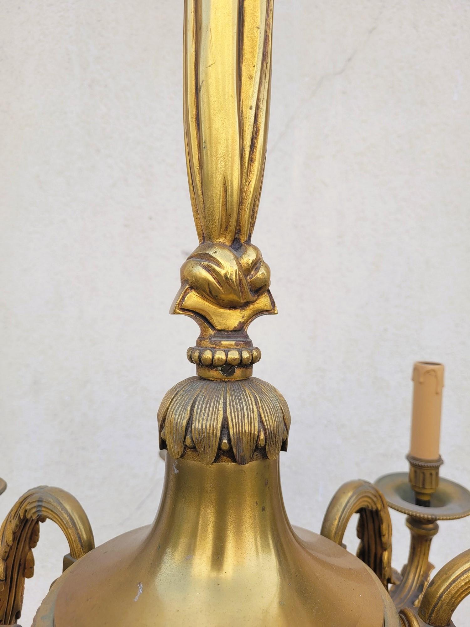 Lampadario in bronzo in stile Luigi XVI, XX secolo In condizioni buone in vendita a MARSEILLE, FR