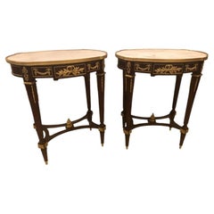 Louis XVI-Stil Bronze gerahmt Marmor-Top End Lampentisch mit Bronze-Halterungen