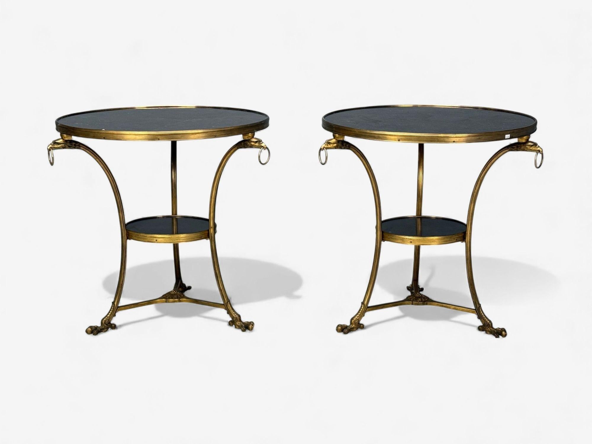 Bronzo Gueridoni con montatura in bronzo, marmo e ormolu in stile Luigi XVI, Francia, XIX secolo. in vendita