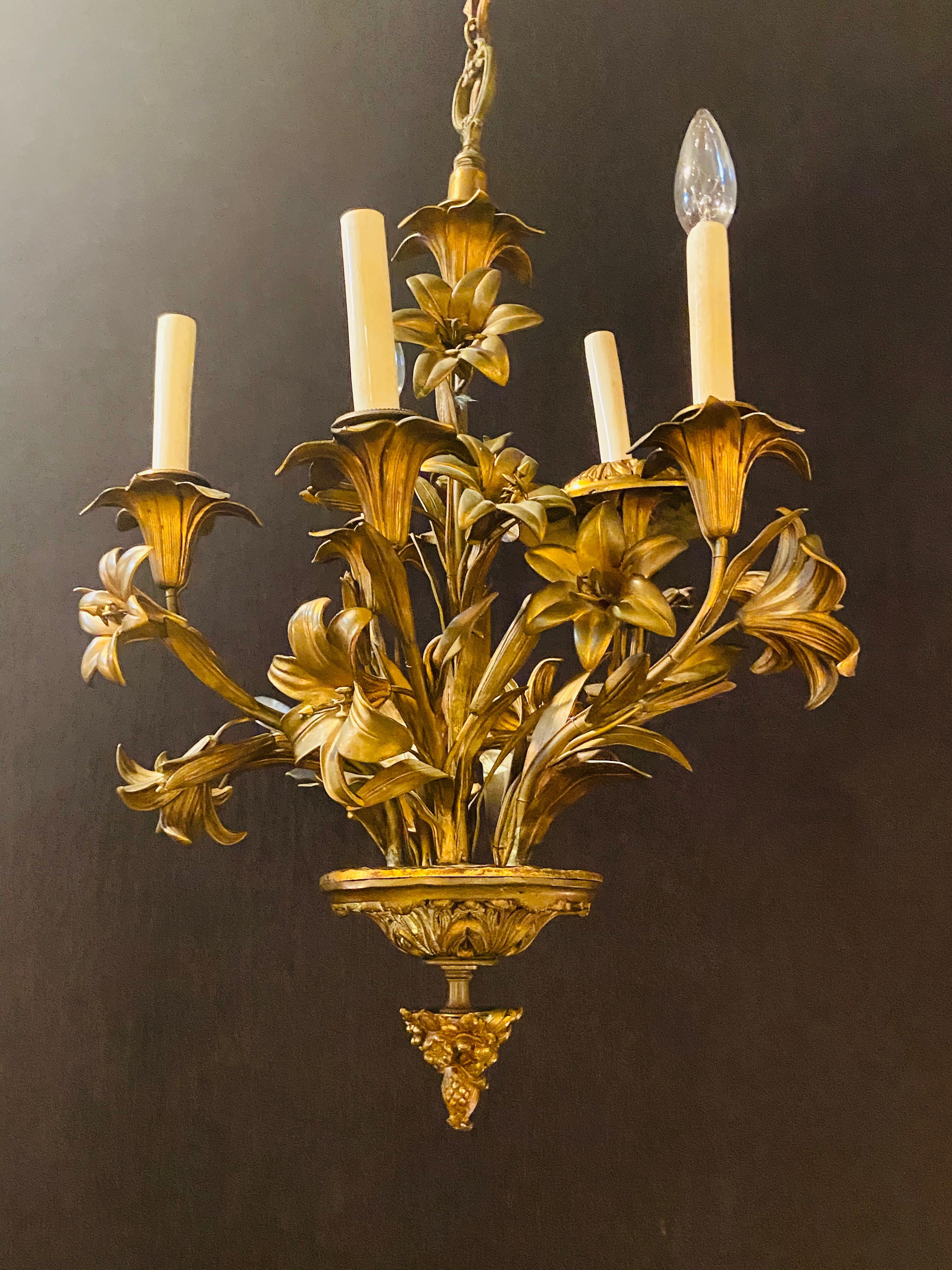 Louis XVI Style Bronze Mounted Five-Light Tulip Design Chandelier Fixture For Sale 12