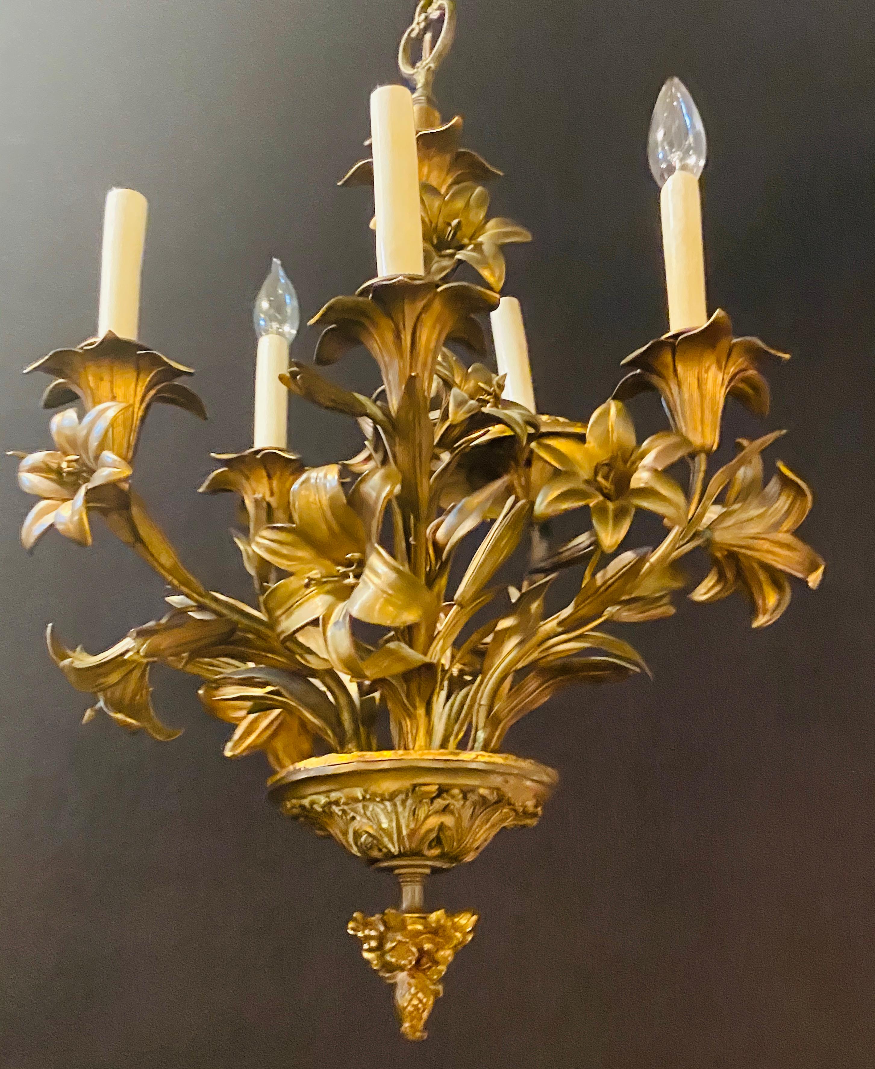 Louis XVI Style Bronze Mounted Five-Light Tulip Design Chandelier Fixture For Sale 5