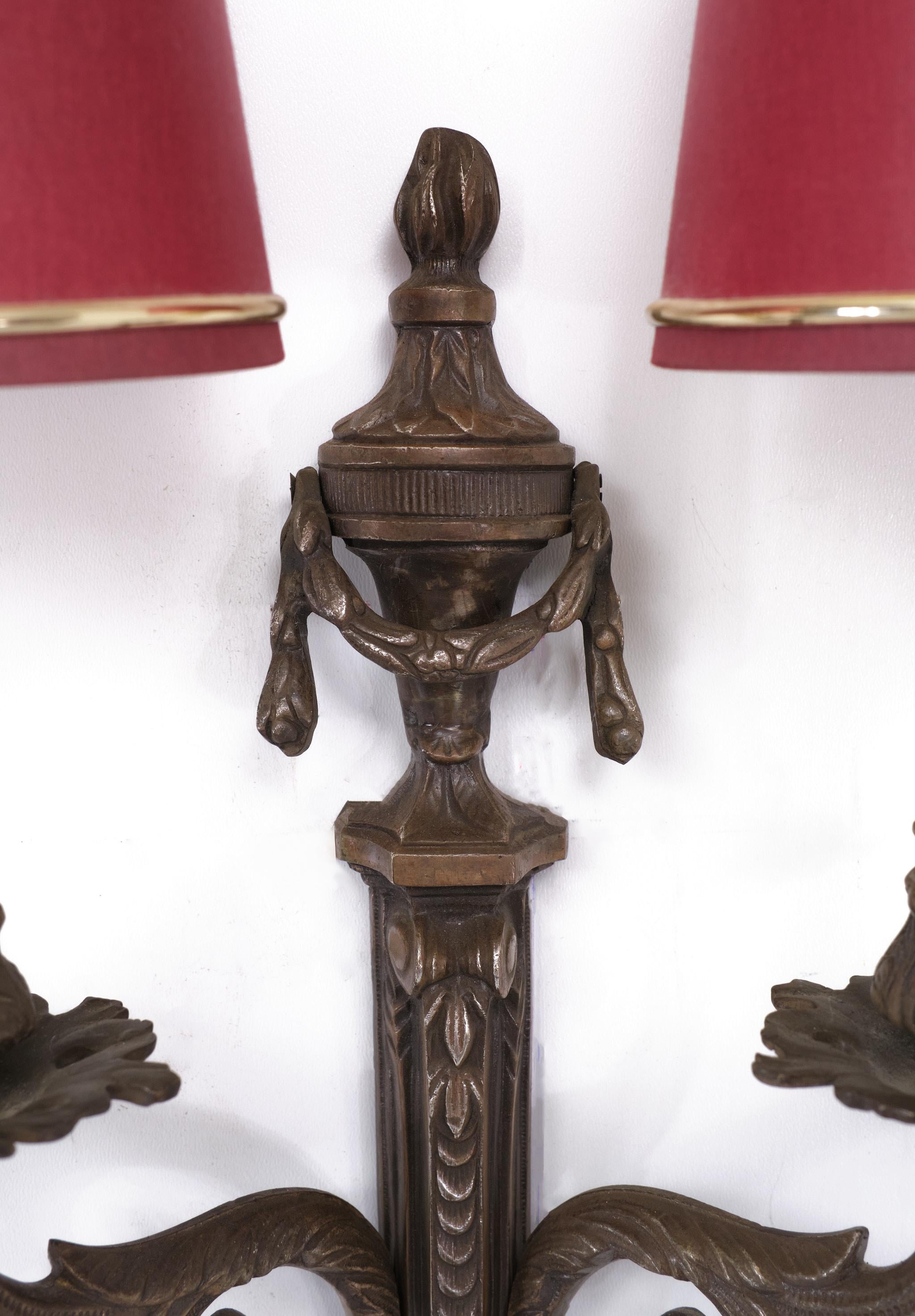  Louis XVI Style Bronze Sconces, Set of 2  In Good Condition For Sale In Den Haag, NL