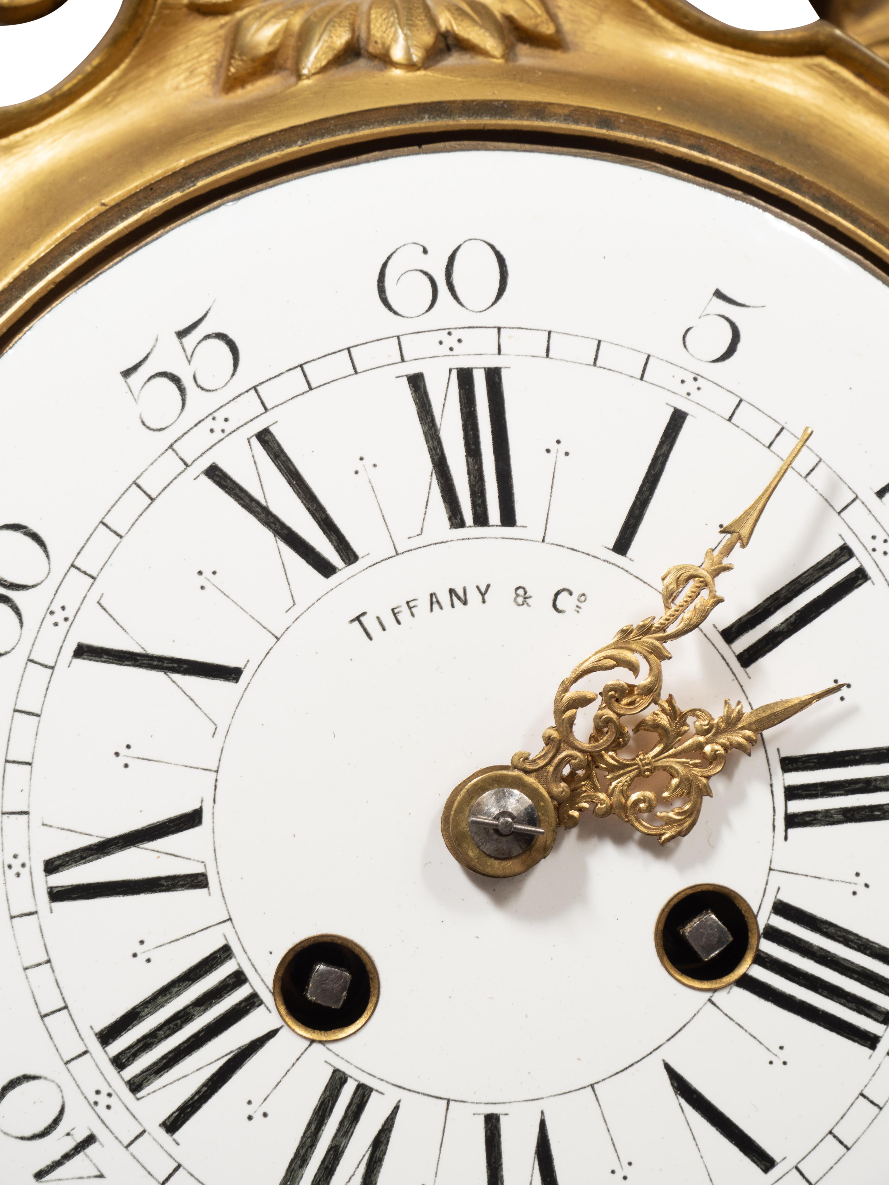 Reloj de pared de bronce estilo Luis XVI vendido por Tiffany en venta 4