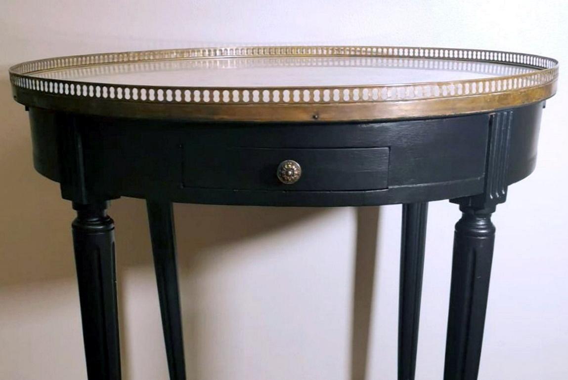 19th Century Louis XVI Style Bouillotte Side Table in Black Ebonized Wood and Carrara Marble