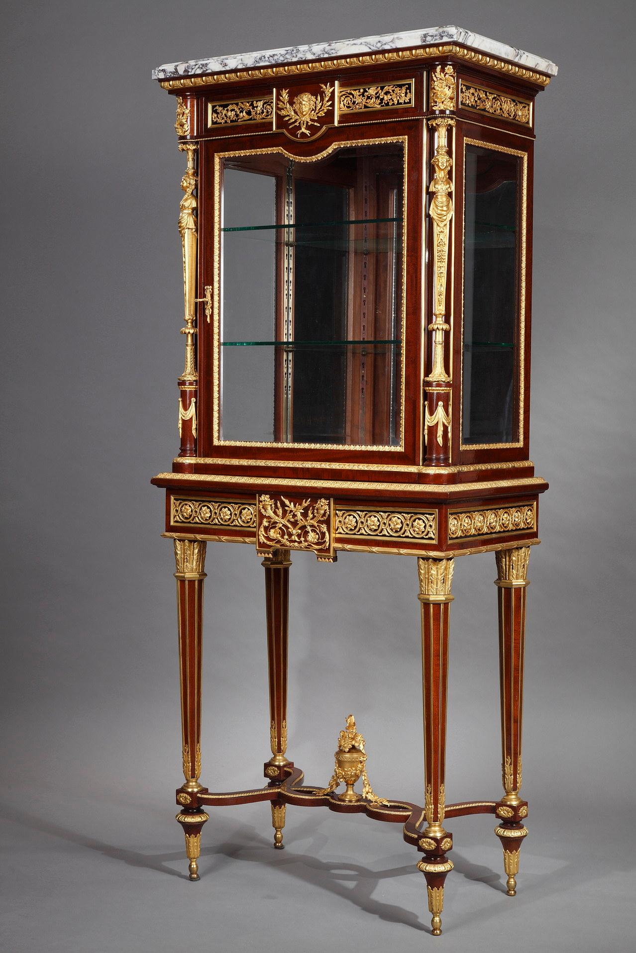 Louis XVI Style Cabinet and its Companion Vitrine by F.Linke, France, Circa 1890 For Sale 1