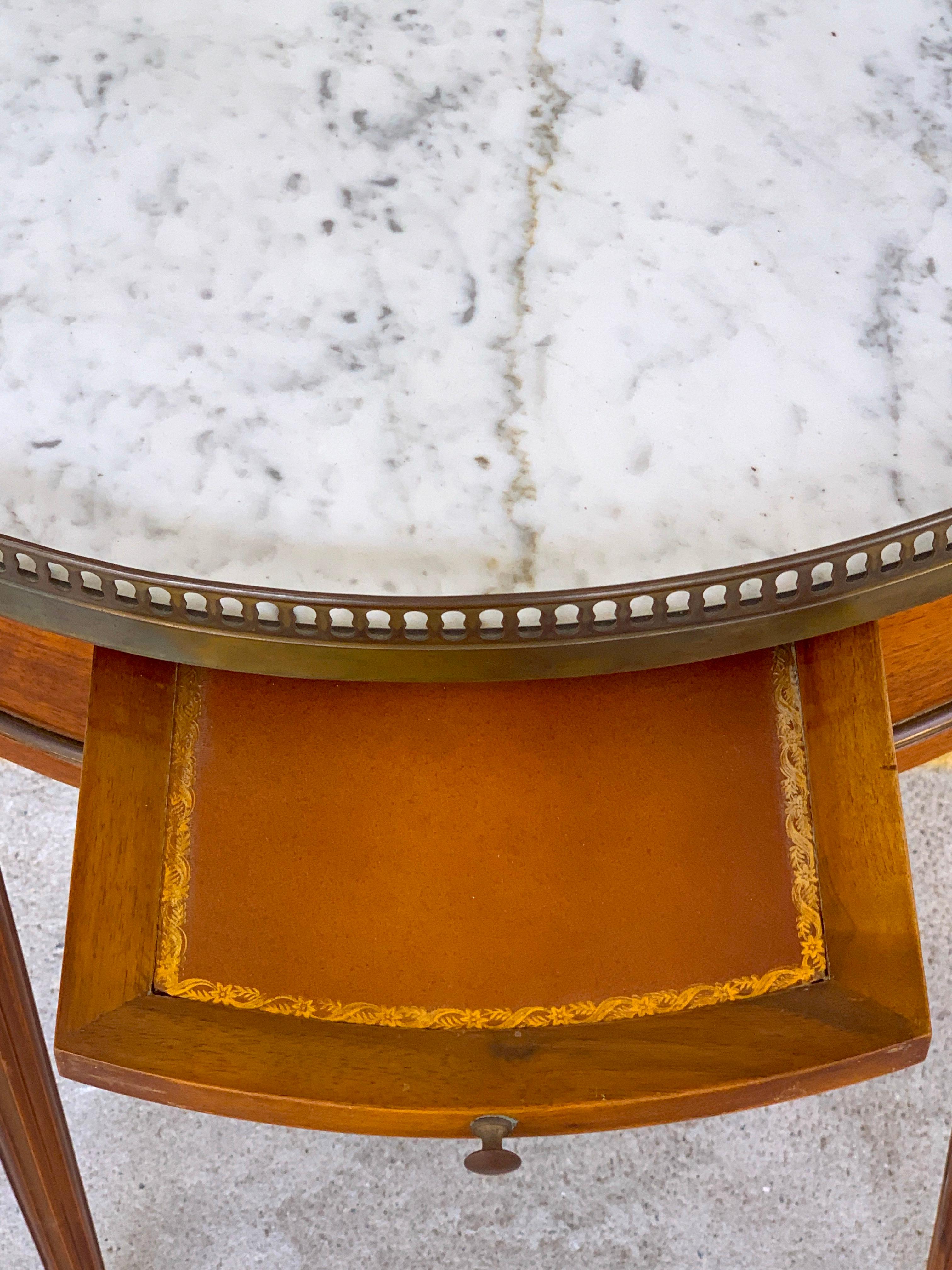 Brass Louis XVI Style Carrera Marble-Top Bouillotte Table, Stamped Made in France For Sale