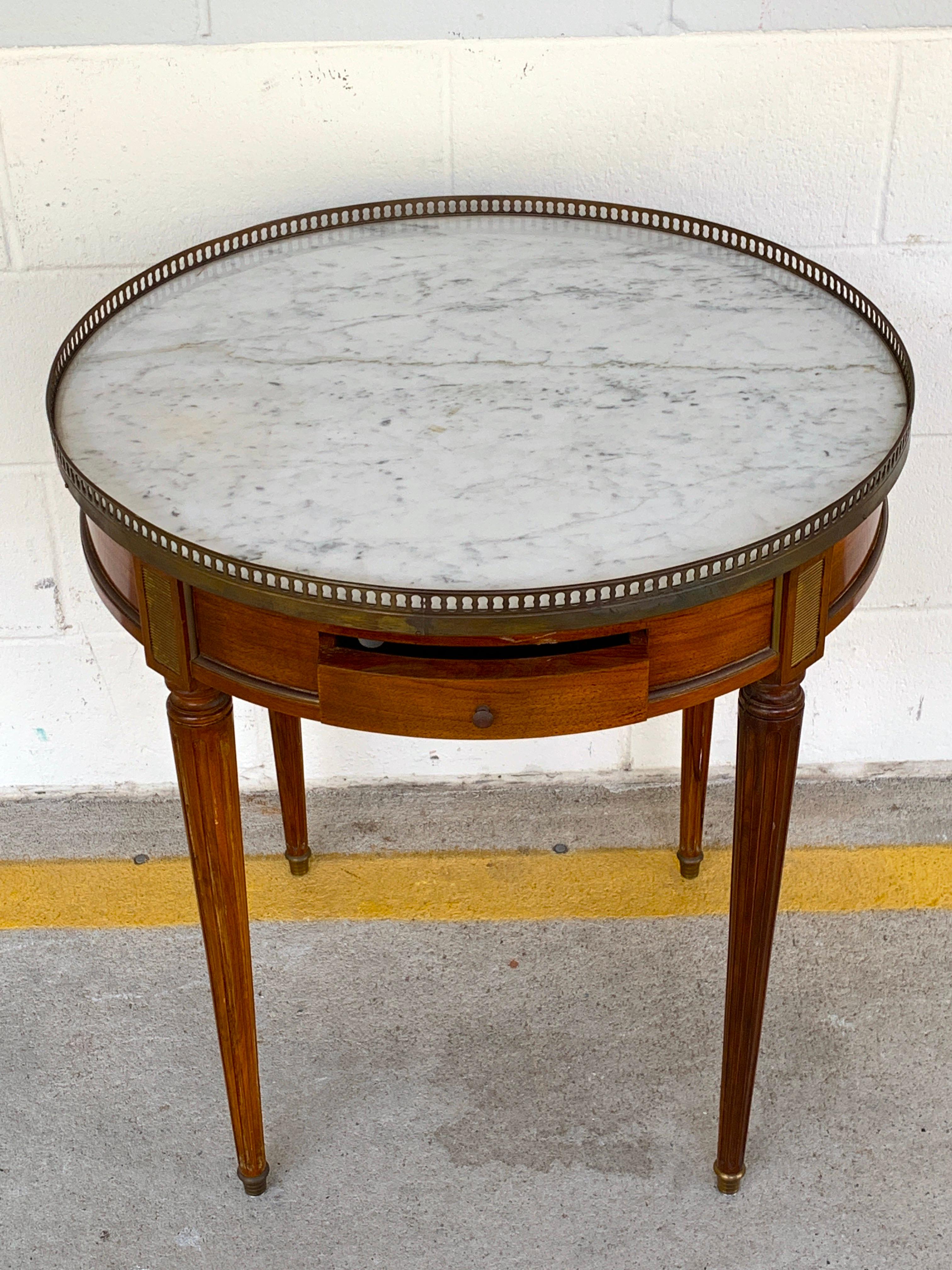 Louis XVI Style Carrera Marble-Top Bouillotte Table, Stamped Made in France For Sale 2