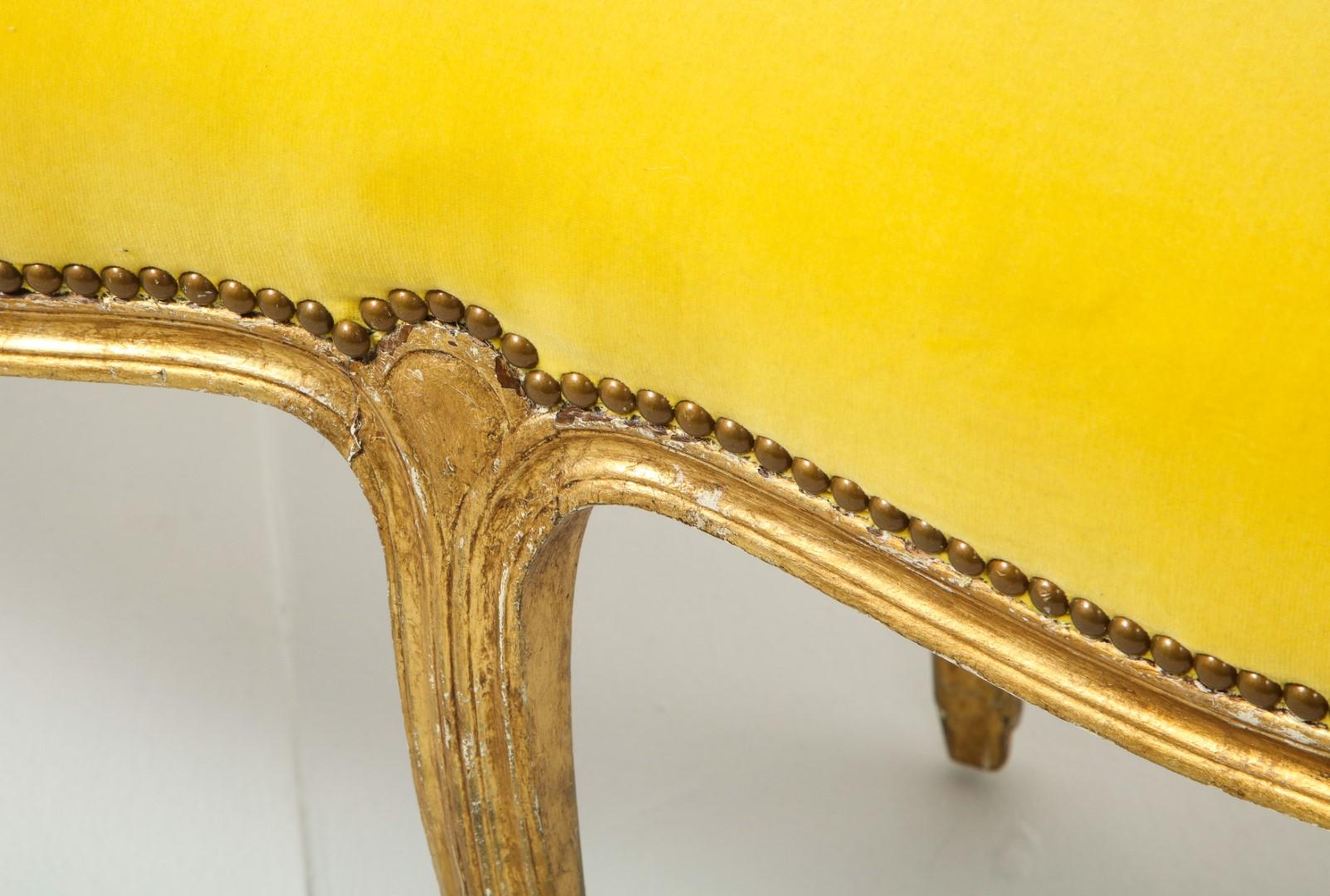 Louis XVI Style Carved and Gilded Bench with Yellow Velvet Top, c. 1930 5