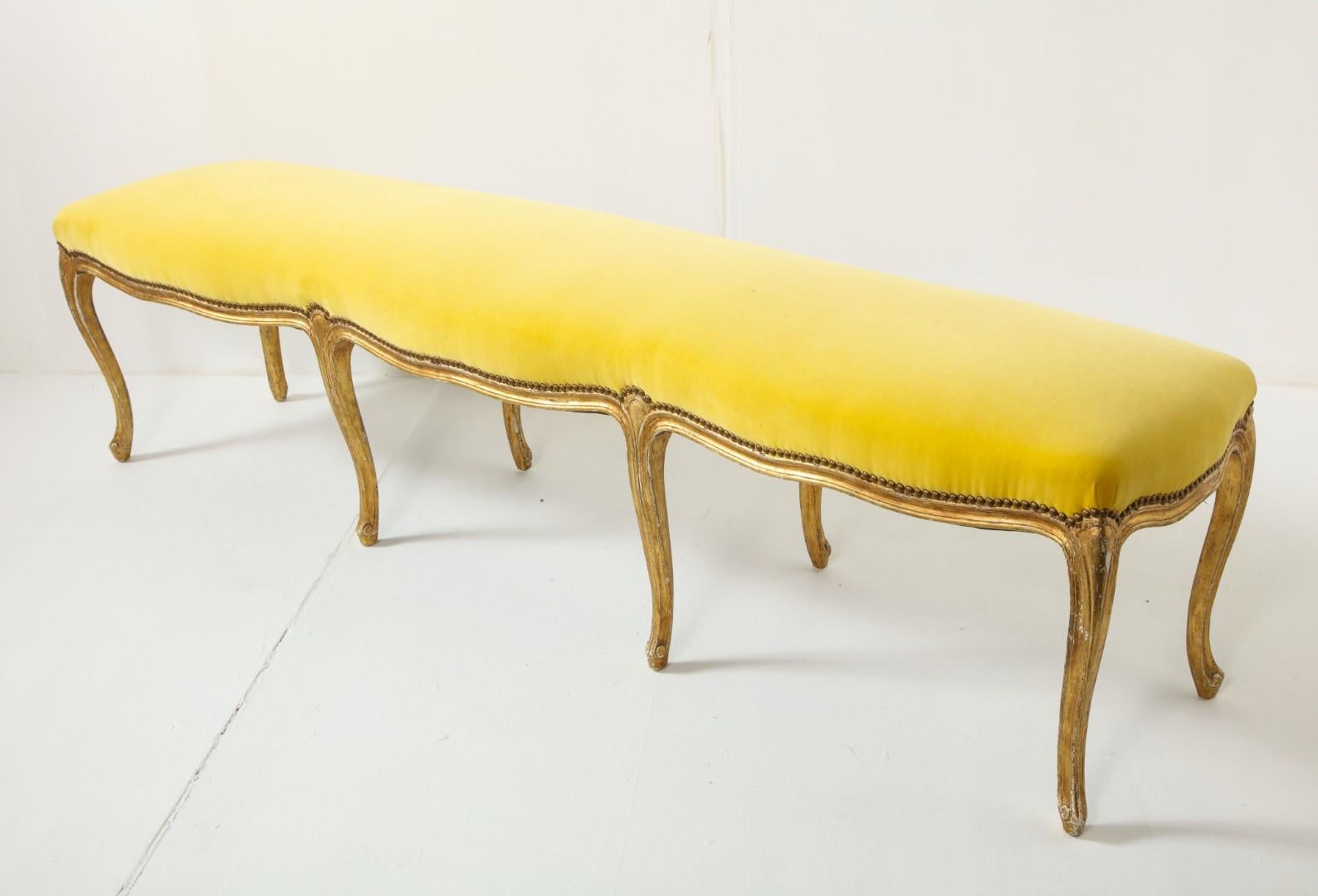 Louis XVI Style Carved and Gilded Bench with Yellow Velvet Top, c. 1930 3