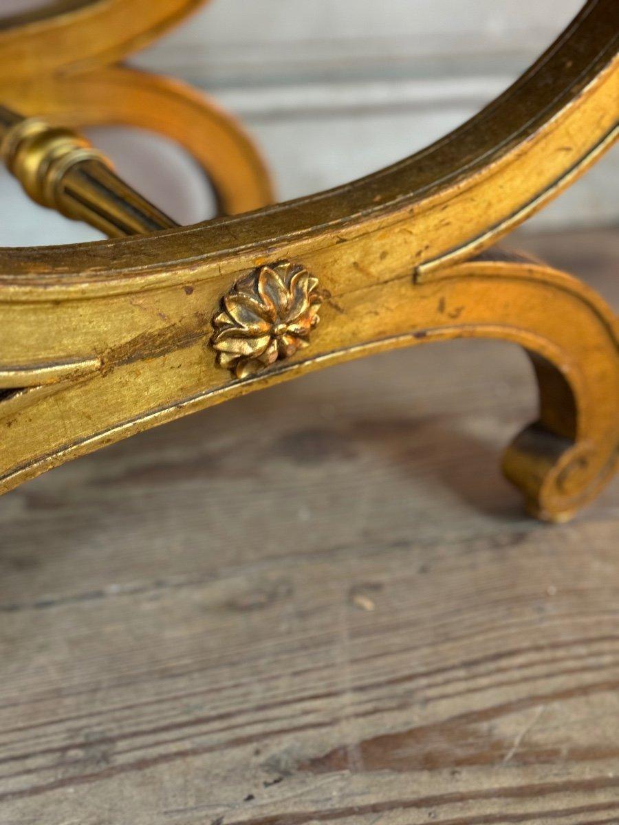Taburete de Madera Tallada y Dorada Estilo Luis XVI Circa 1880 en venta 2