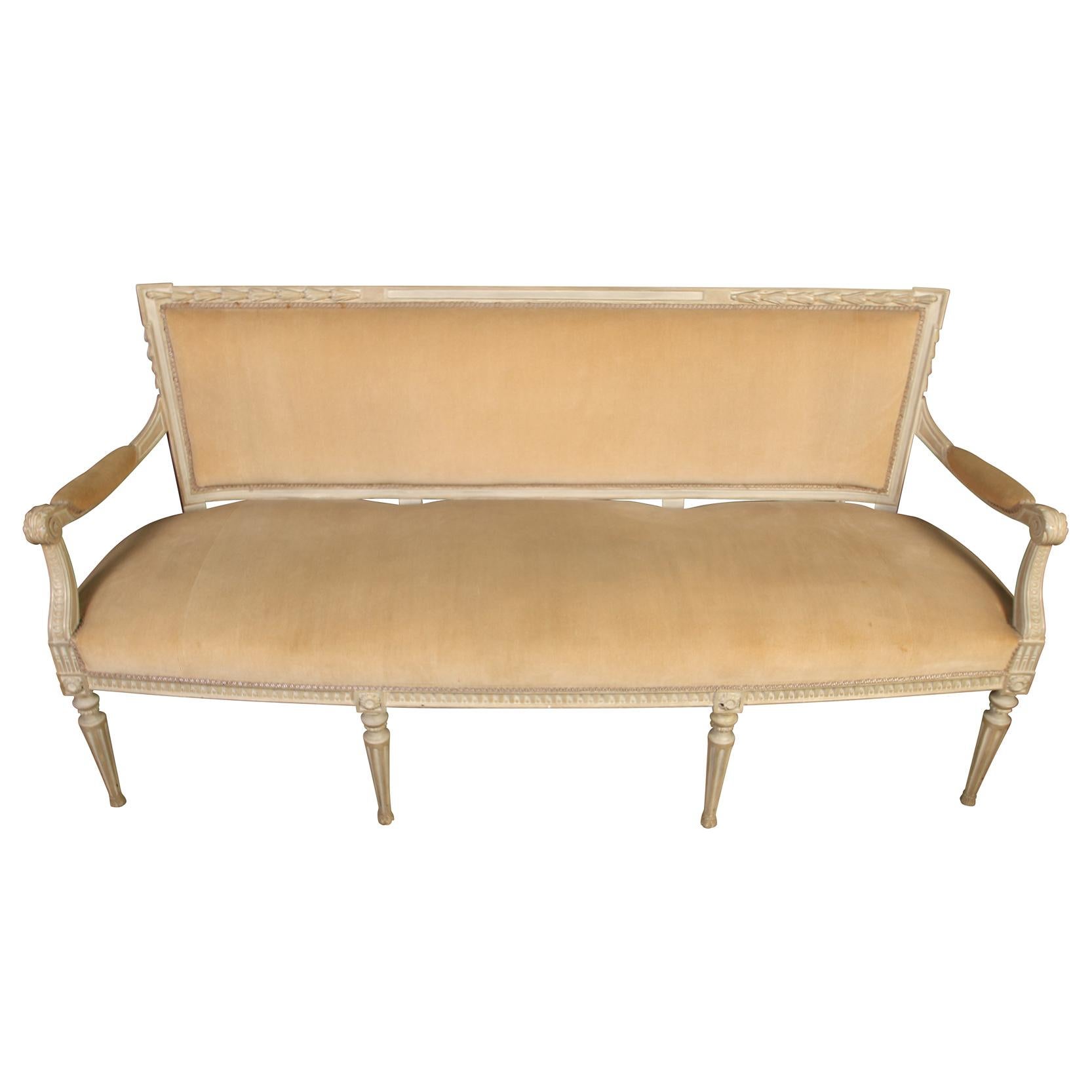 Louis XVI Style Carved and Painted Mahogany Settee In Good Condition In Locust Valley, NY