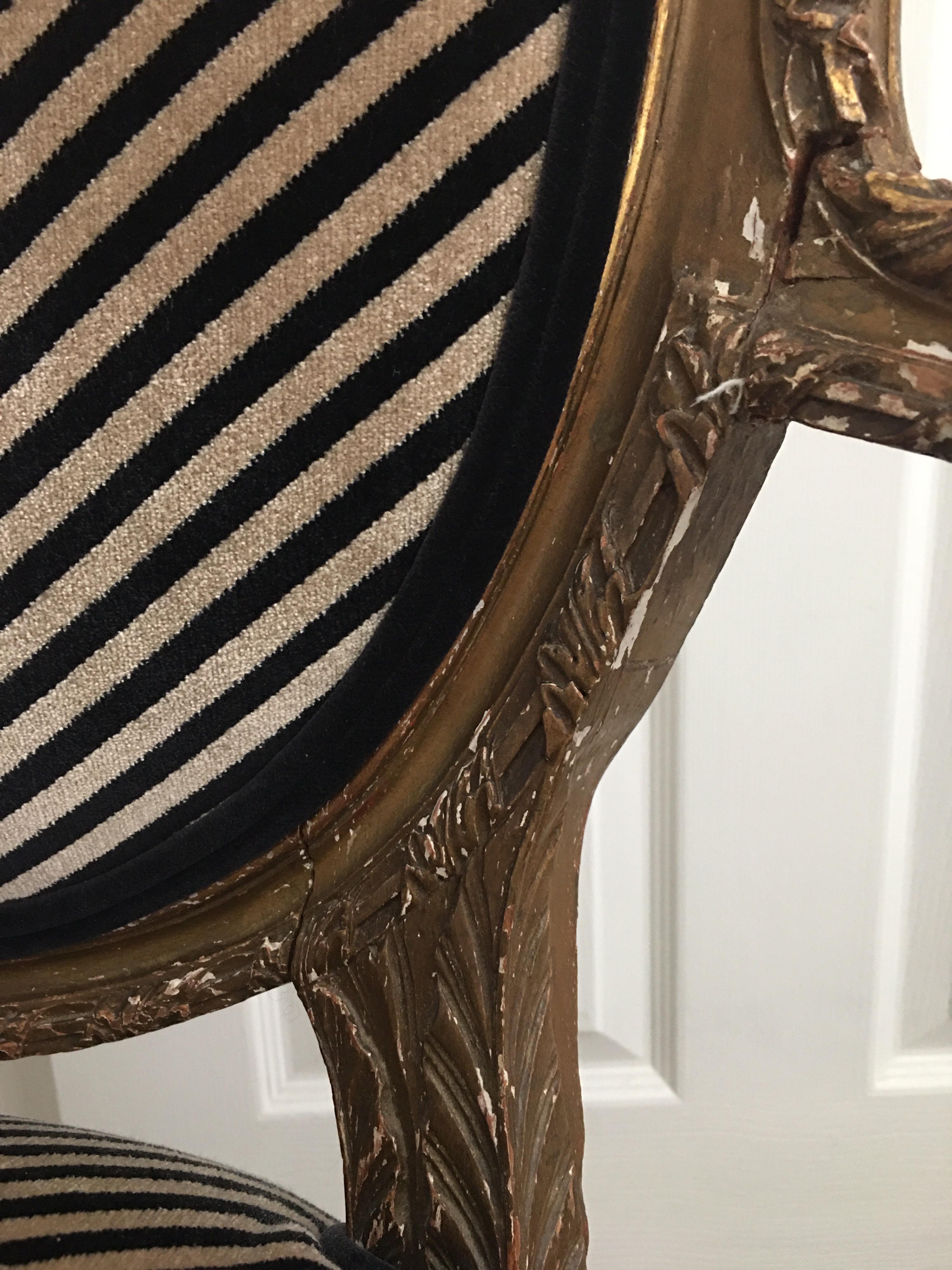 Louis XVI Style Carved Giltwood Fauteuil Armchair with Modern Stripe Upholstery For Sale 5