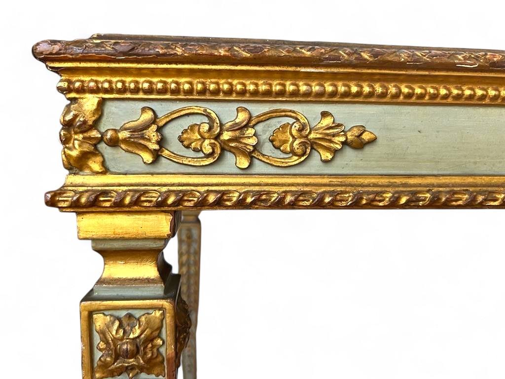 Louis XVI Style Center Table or Desk in Lacquered and Gilded Wood, 19th Century For Sale 3