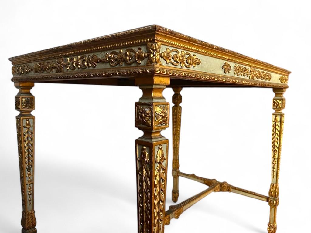 Louis XVI Style Center Table or Desk in Lacquered and Gilded Wood, 19th Century In Good Condition For Sale In NICE, FR