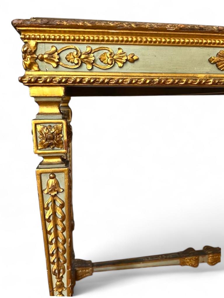 Louis XVI Style Center Table or Desk in Lacquered and Gilded Wood, 19th Century For Sale 1