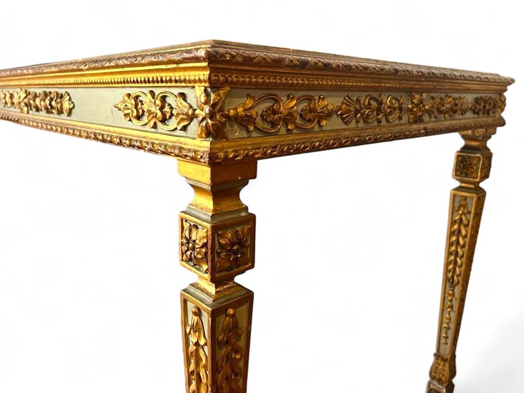Louis XVI Style Center Table or Desk in Lacquered and Gilded Wood, 19th Century For Sale 2