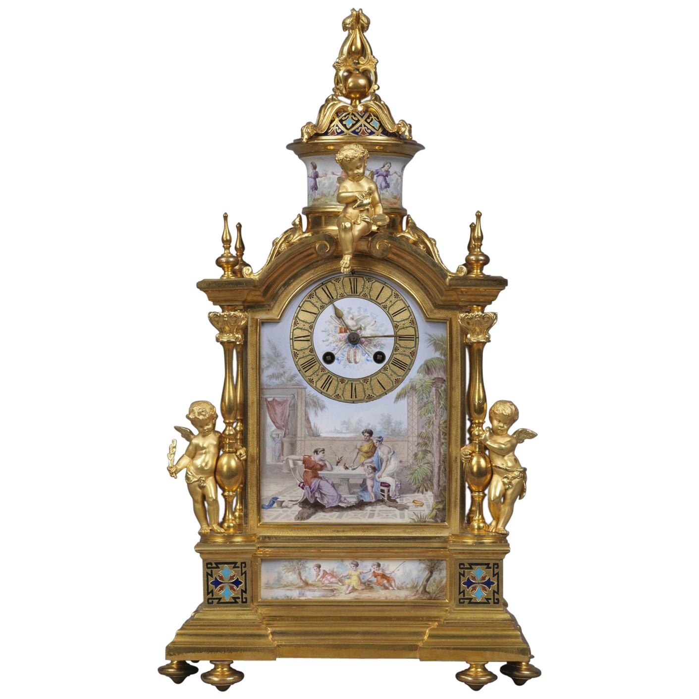 Orologio da camino in smalto champlevé e bronzo dorato in stile Luigi XVI, 1880 circa
