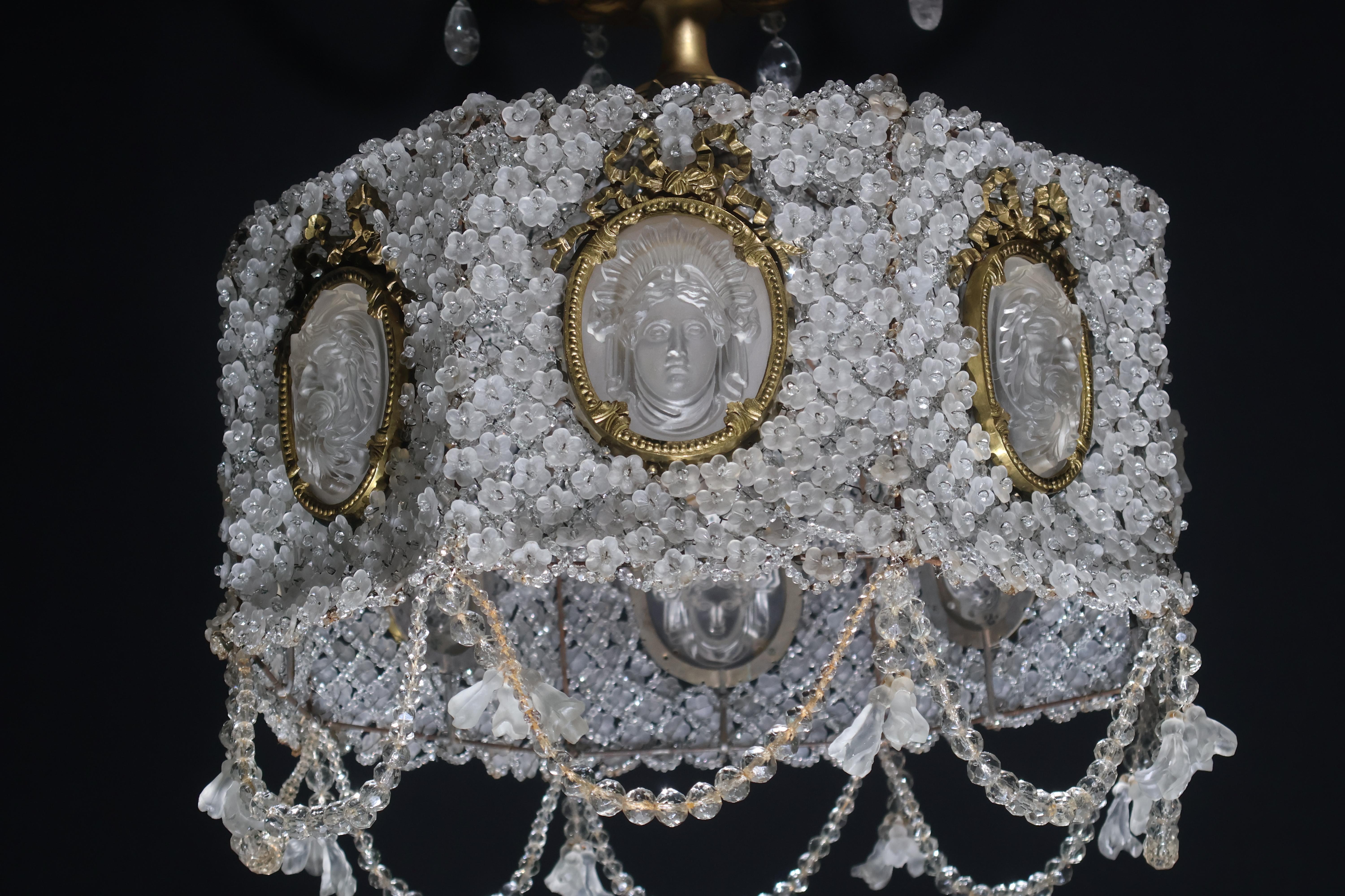 Louis XVI style Chandelier For Sale 7
