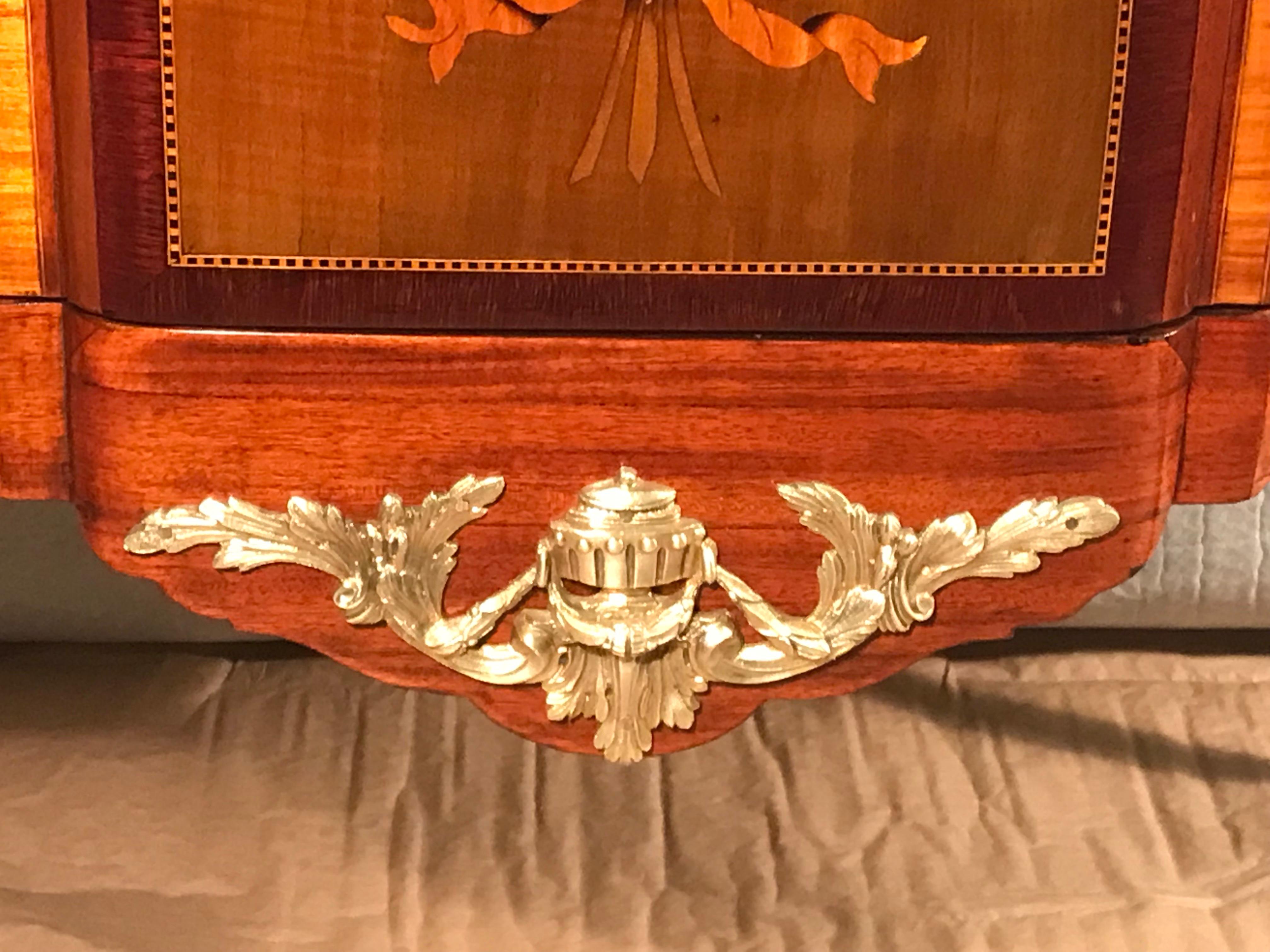 Cassettiera in stile Luigi XVI, Francia, XIX secolo in vendita 2