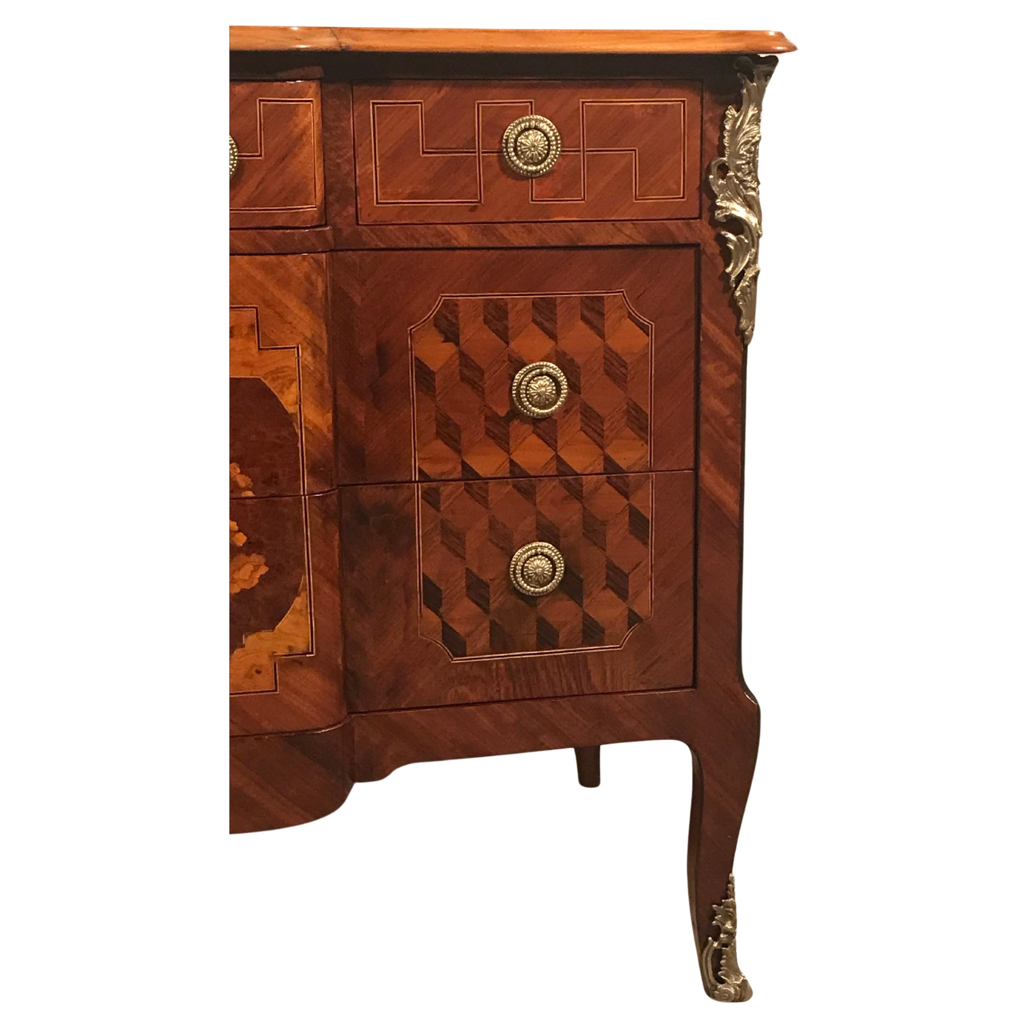 Louis XVI Style Chest of Drawers, France end of 19th century In Good Condition For Sale In Leimen, DE