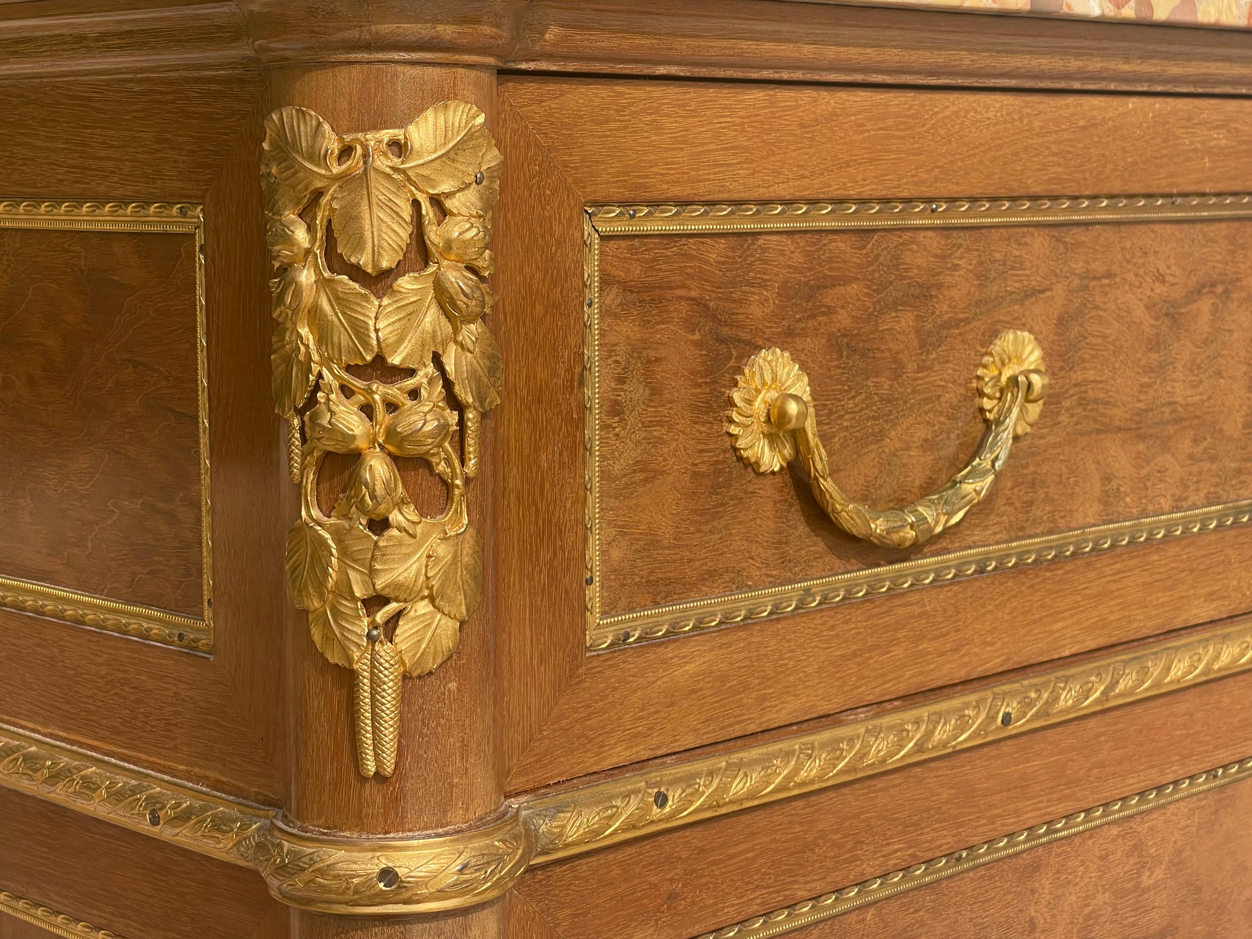 Louis XVI Style Chest of Drawers, XXth century For Sale 3