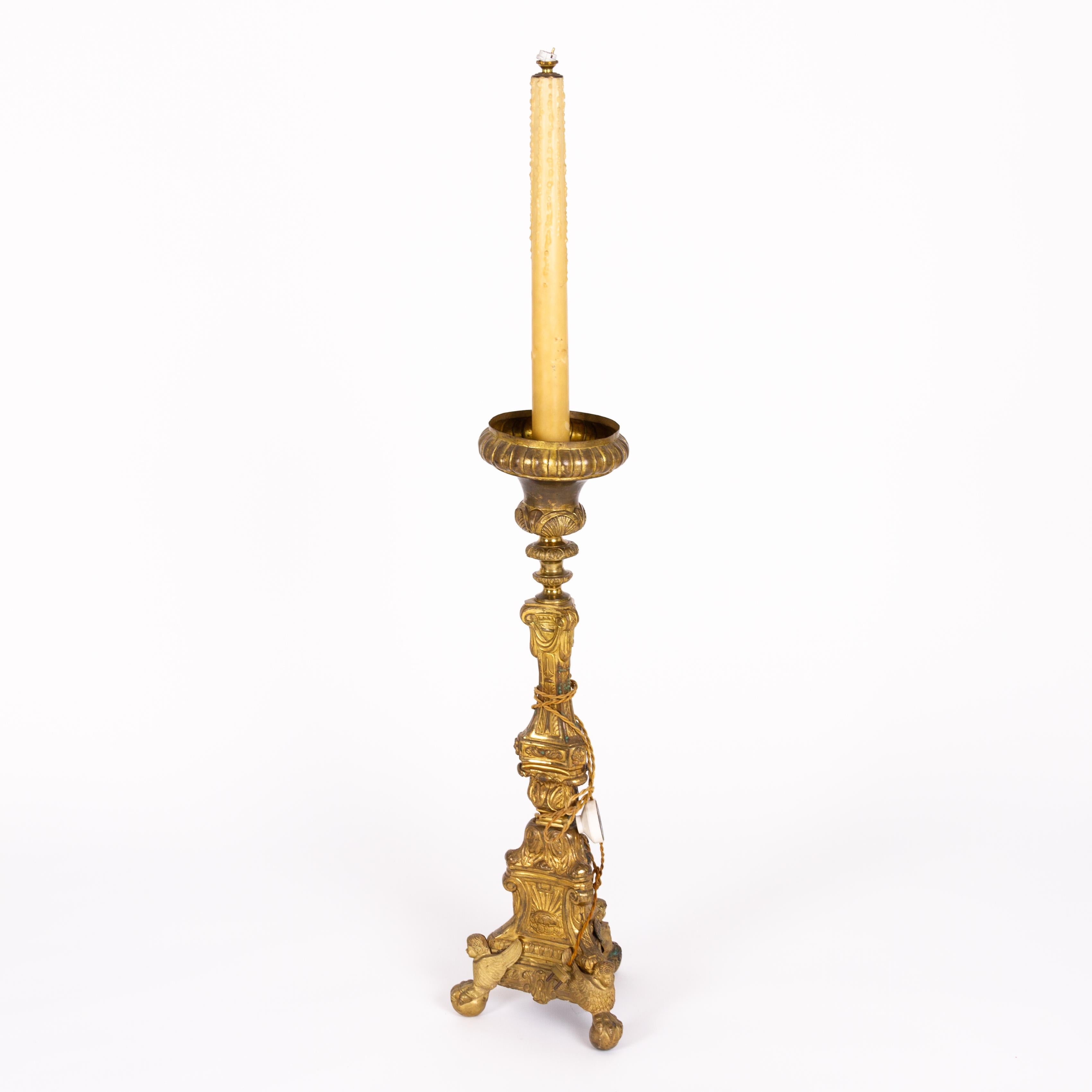 19th Century Louis XVI Style Claw-Footed Gilded Ecclesiastical Chandelier Torchere 19th C For Sale