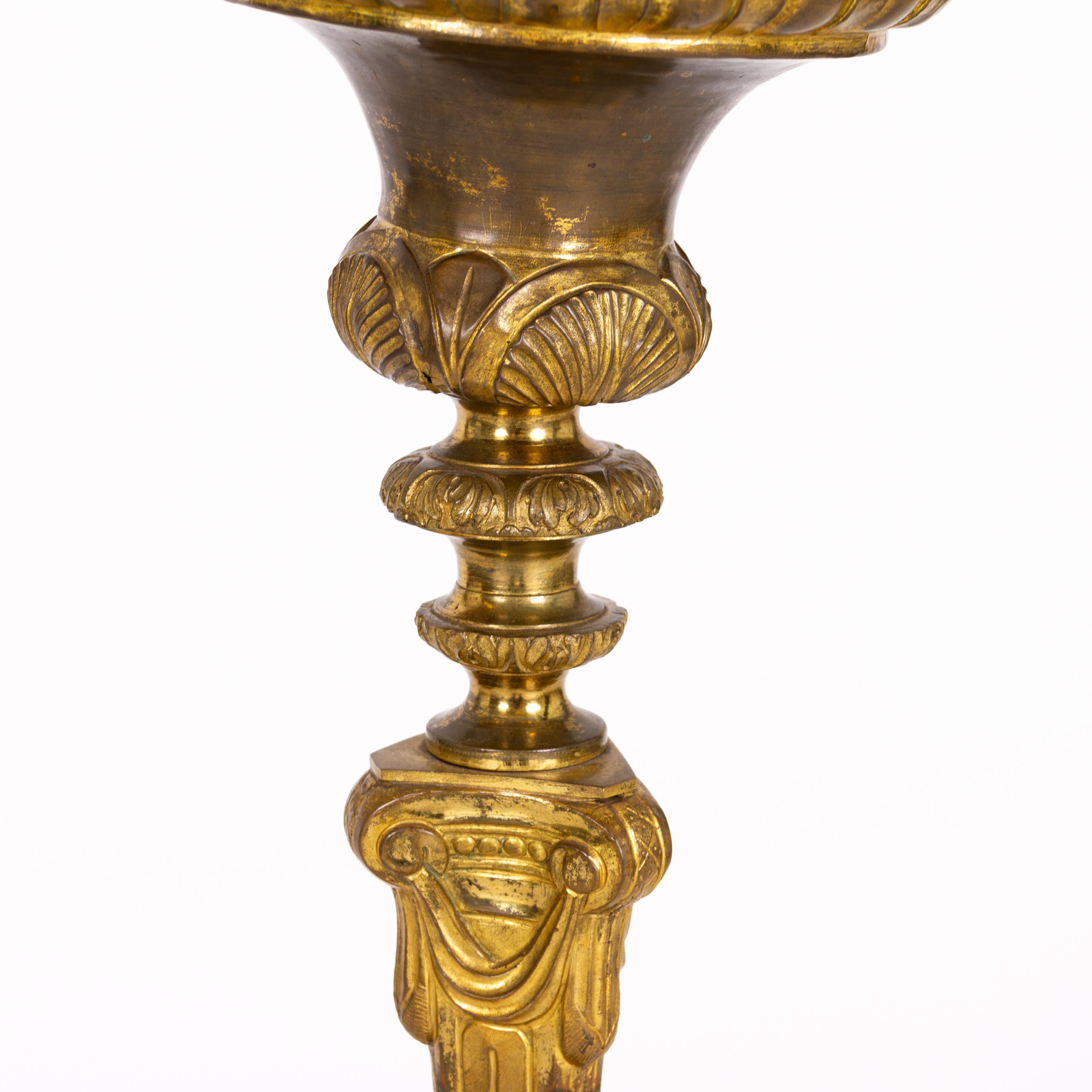 Louis XVI Style Claw-Footed Gilded Ecclesiastical Chandelier Torchere 19th C For Sale 1