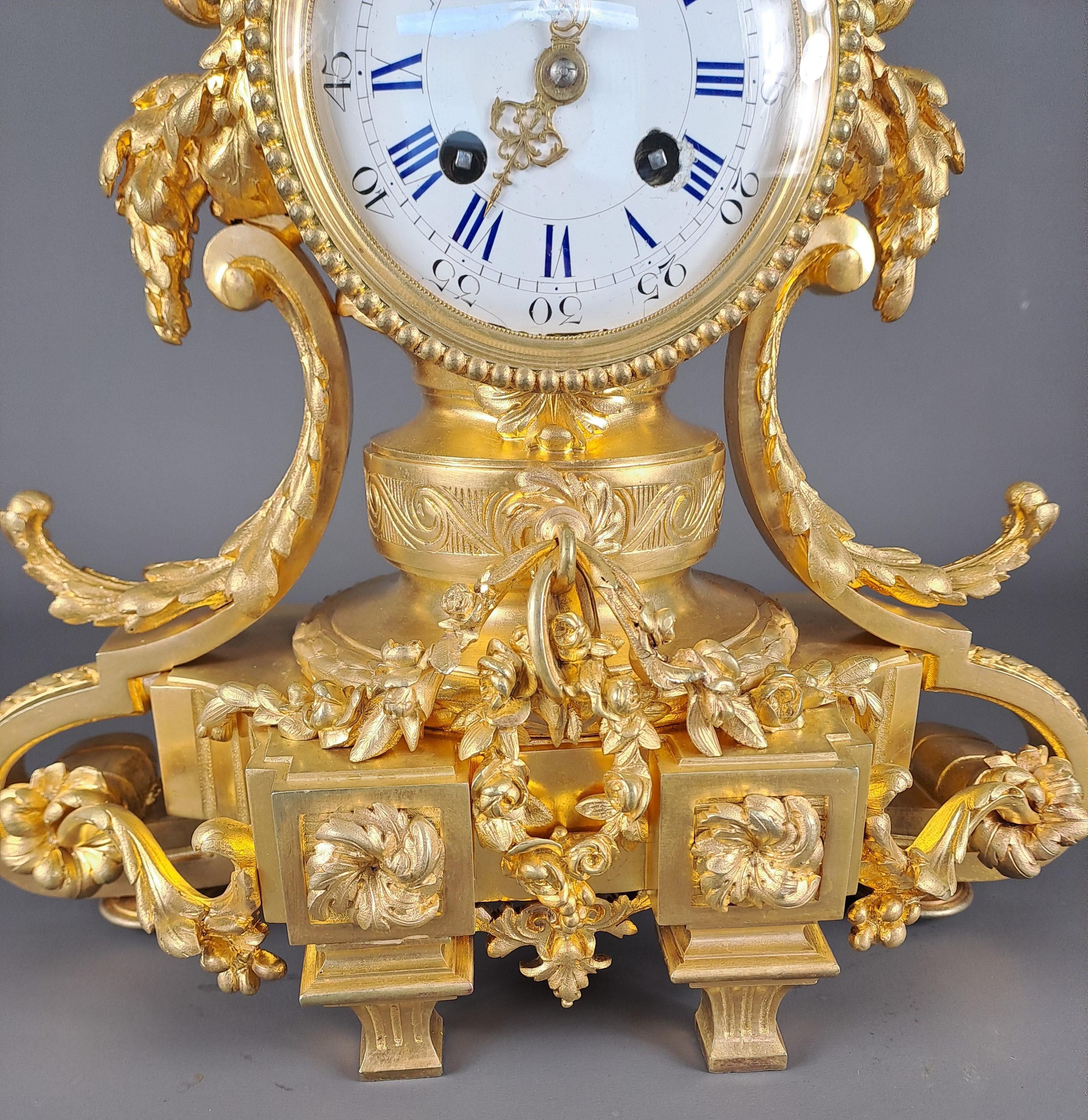 Louis XVI Style Clock In Gilt Bronze 7