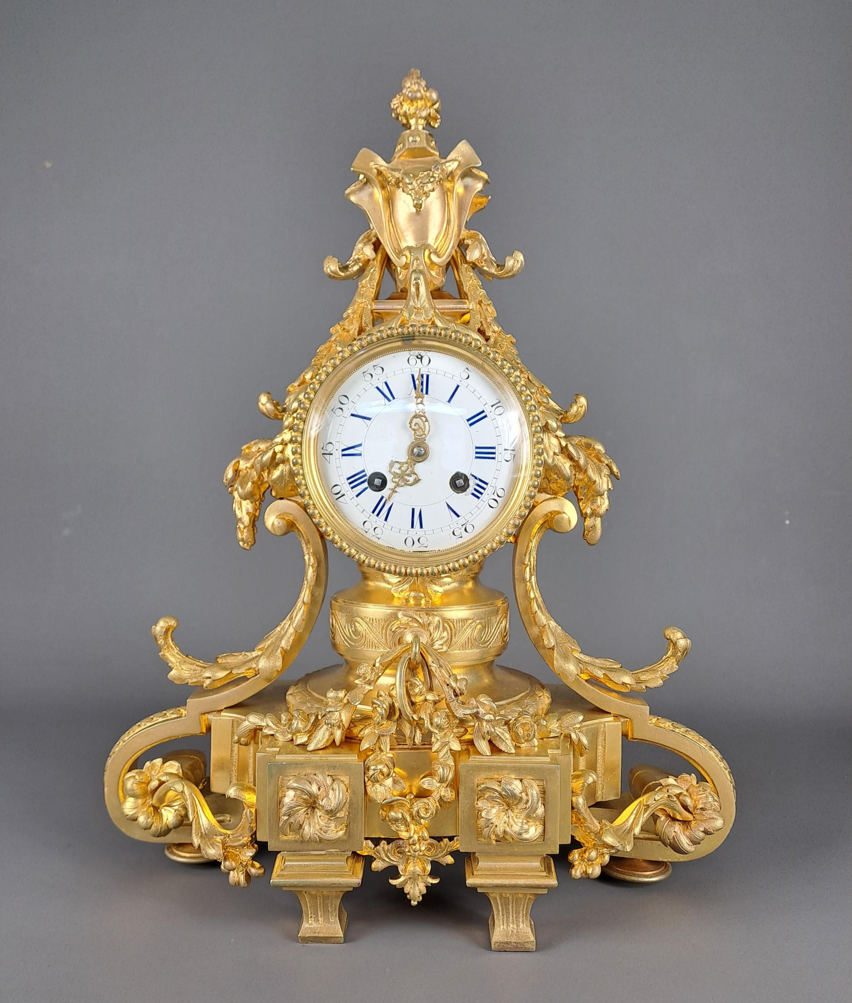 Louis XVI Style Clock In Gilt Bronze 1