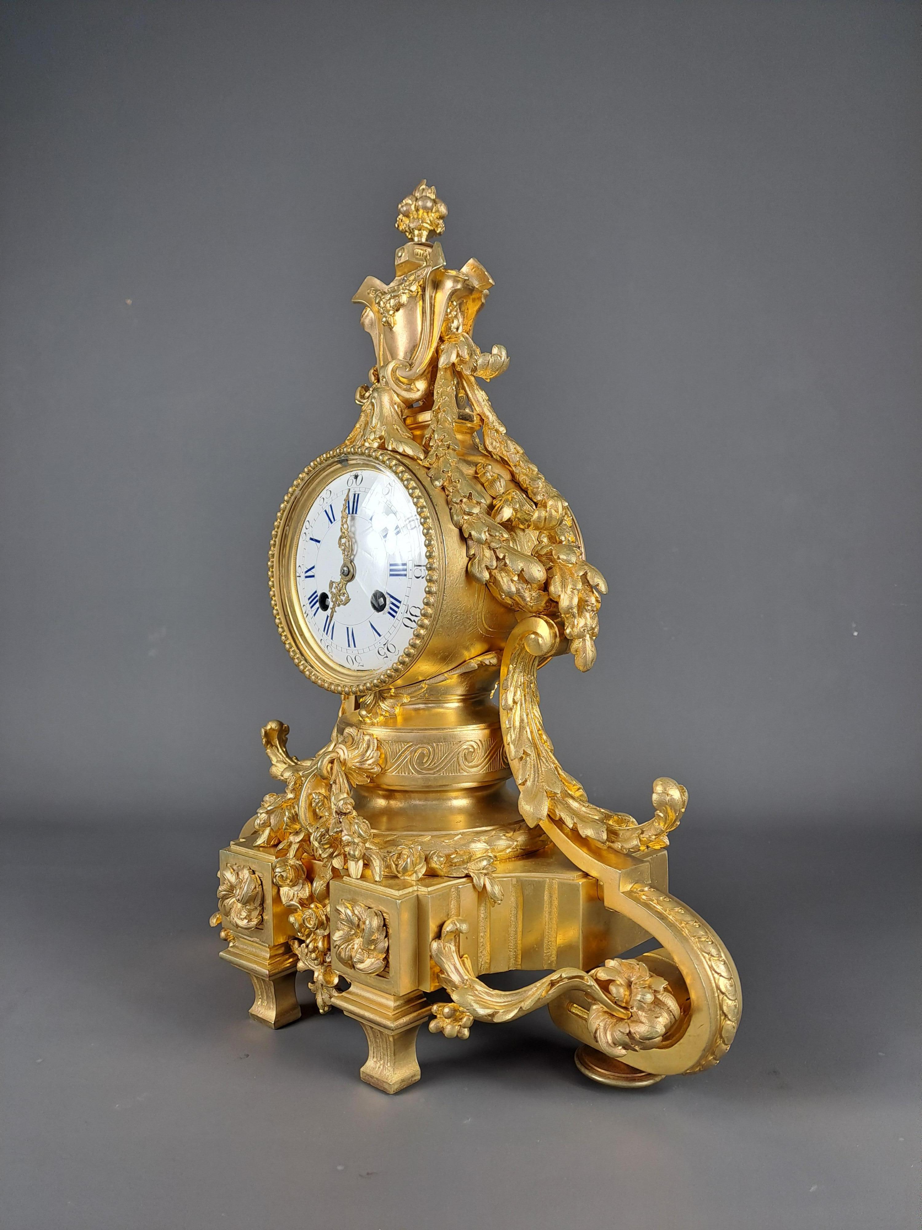 Louis XVI Style Clock In Gilt Bronze For Sale 3