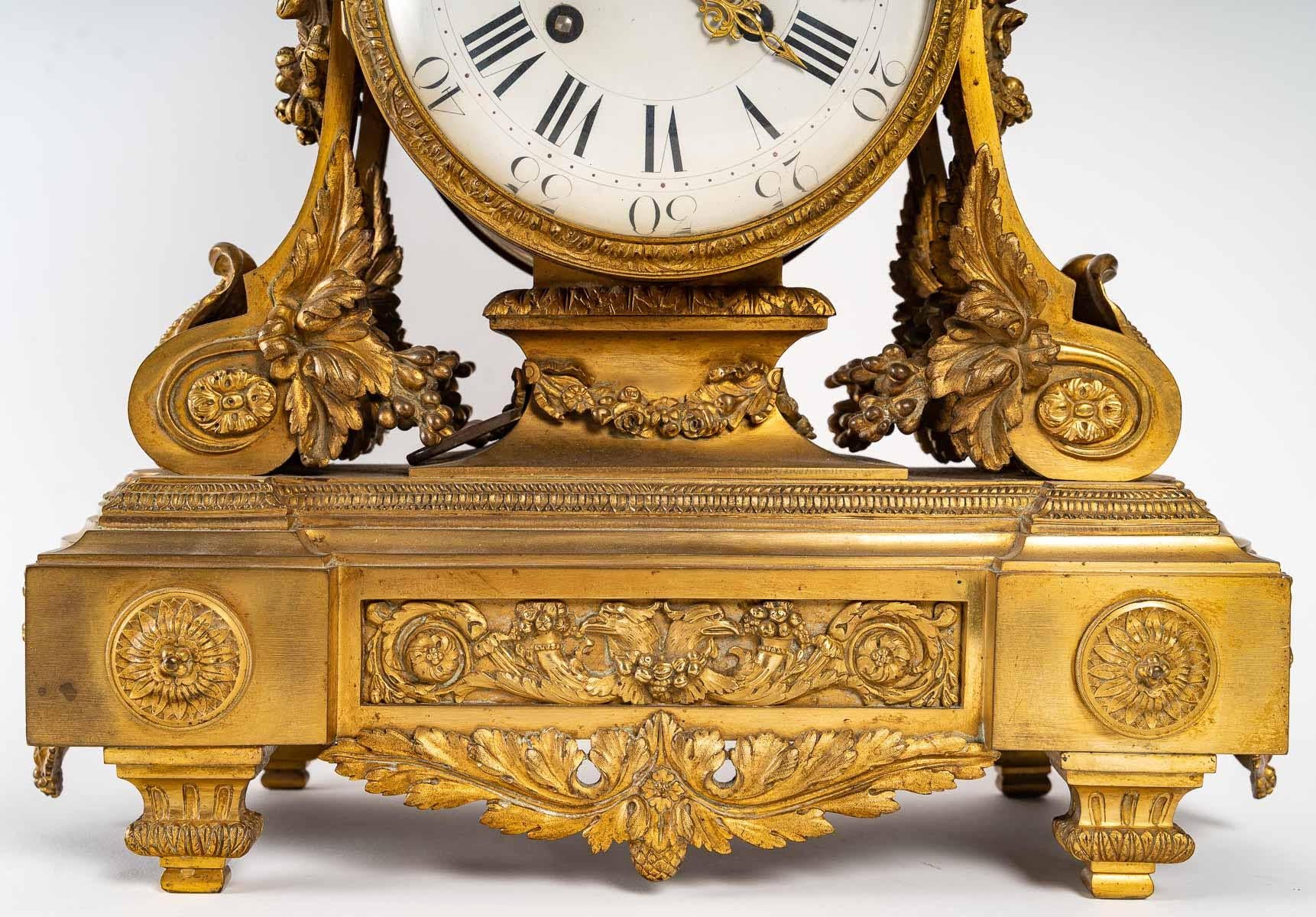 Louis XVI Style Clock of the XIXth Century For Sale 3