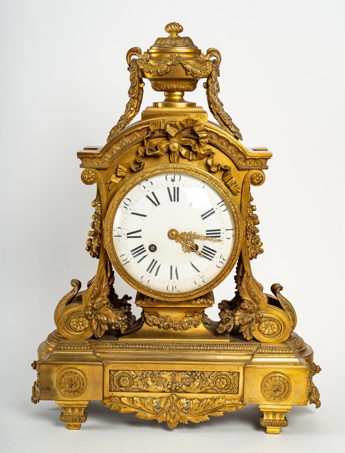 Porcelain Louis XVI Style Clock of the XIXth Century For Sale